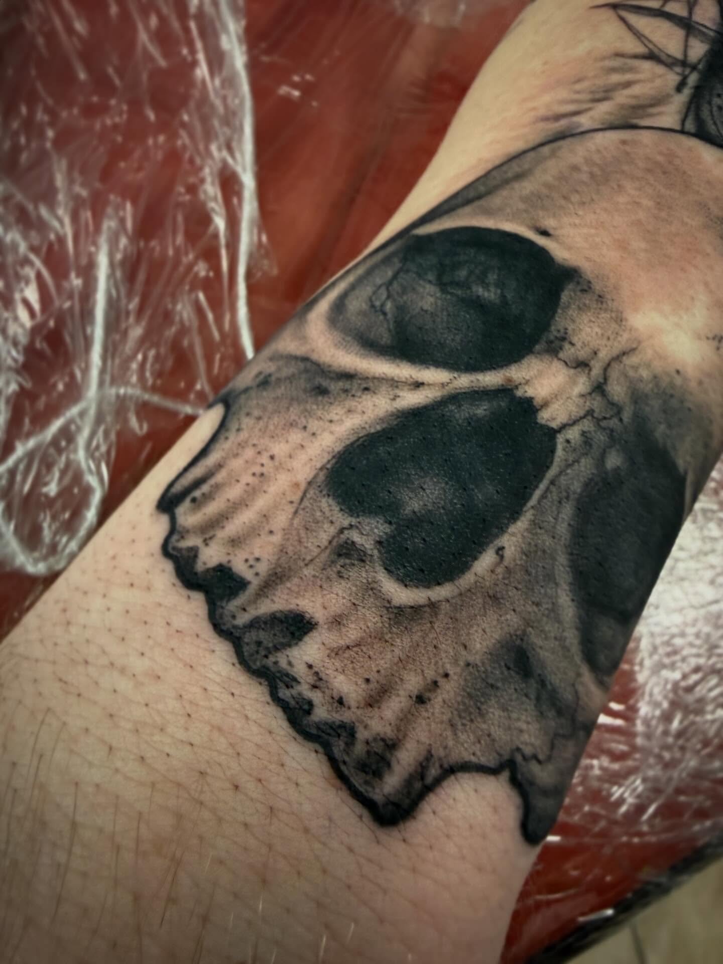 Tattoo by @artbytp — black_and_grey