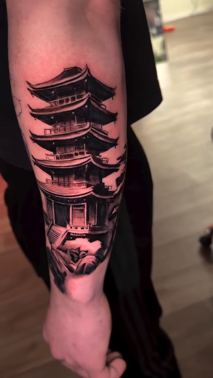 Tattoo by @gagecottrelltattoos โ japanese_irezumi, black_and_grey