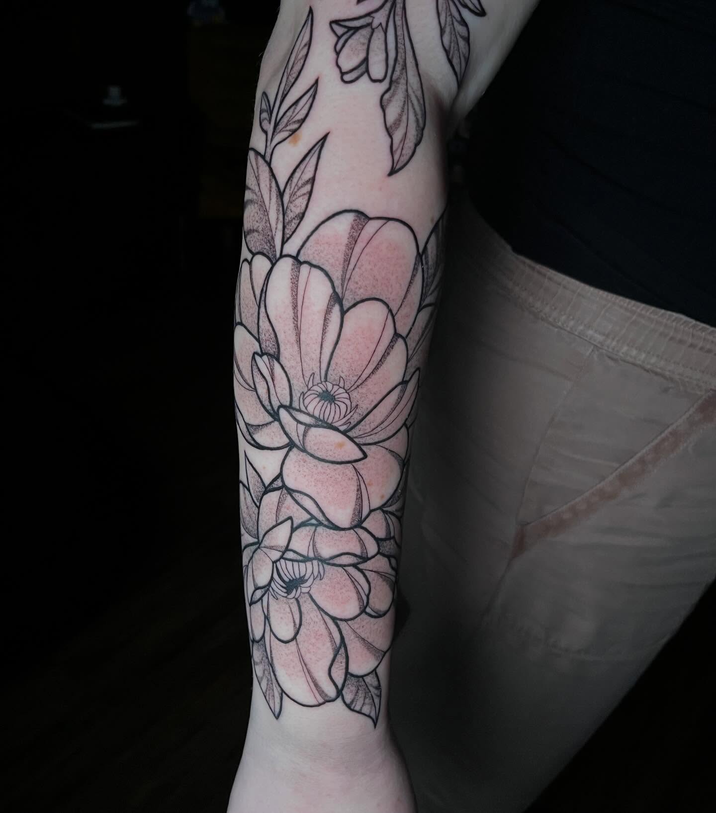 Tattoo by @oliviawhantattoos — black_and_grey