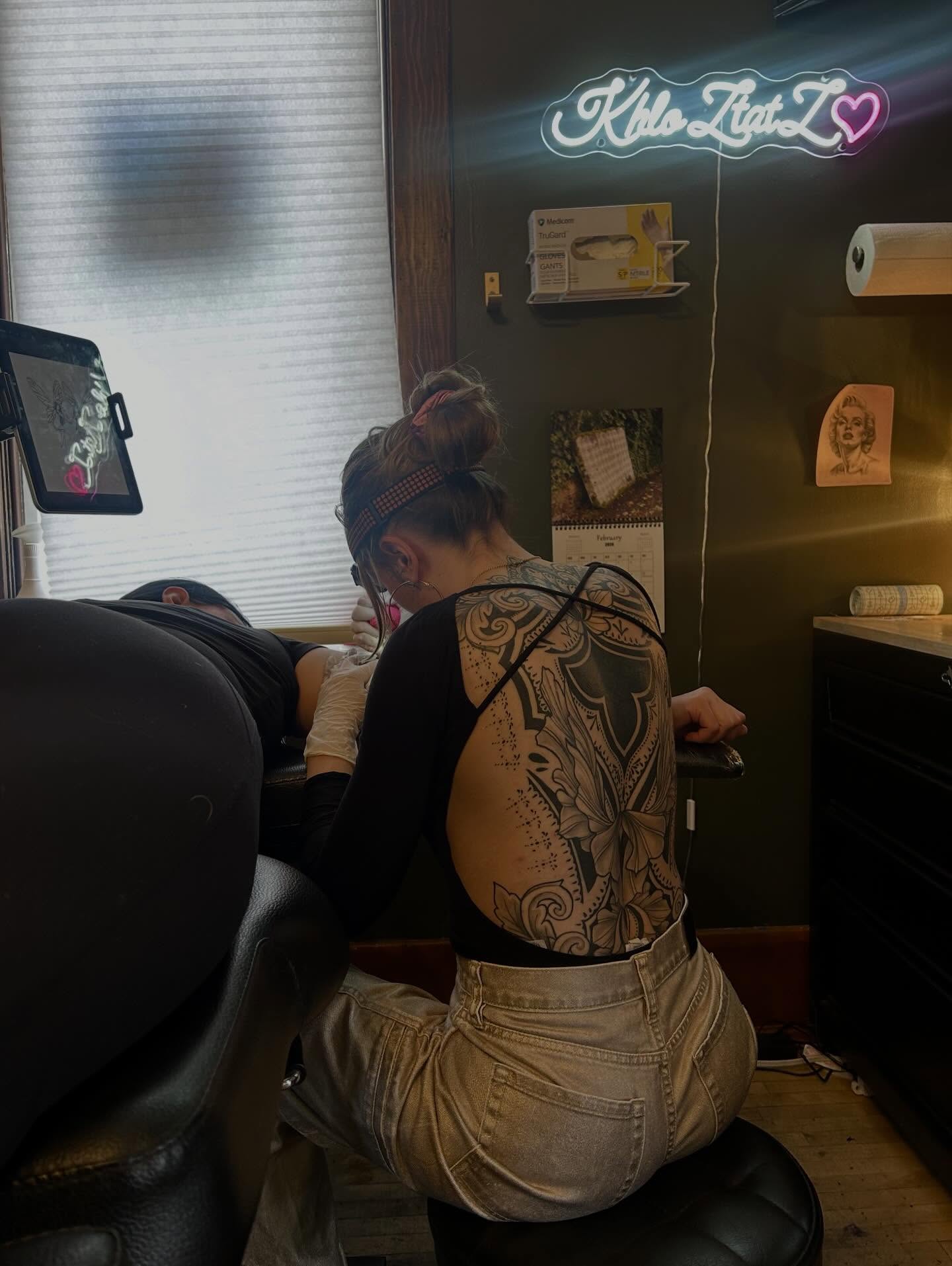 Tattoo by @khloztatz — american_traditional