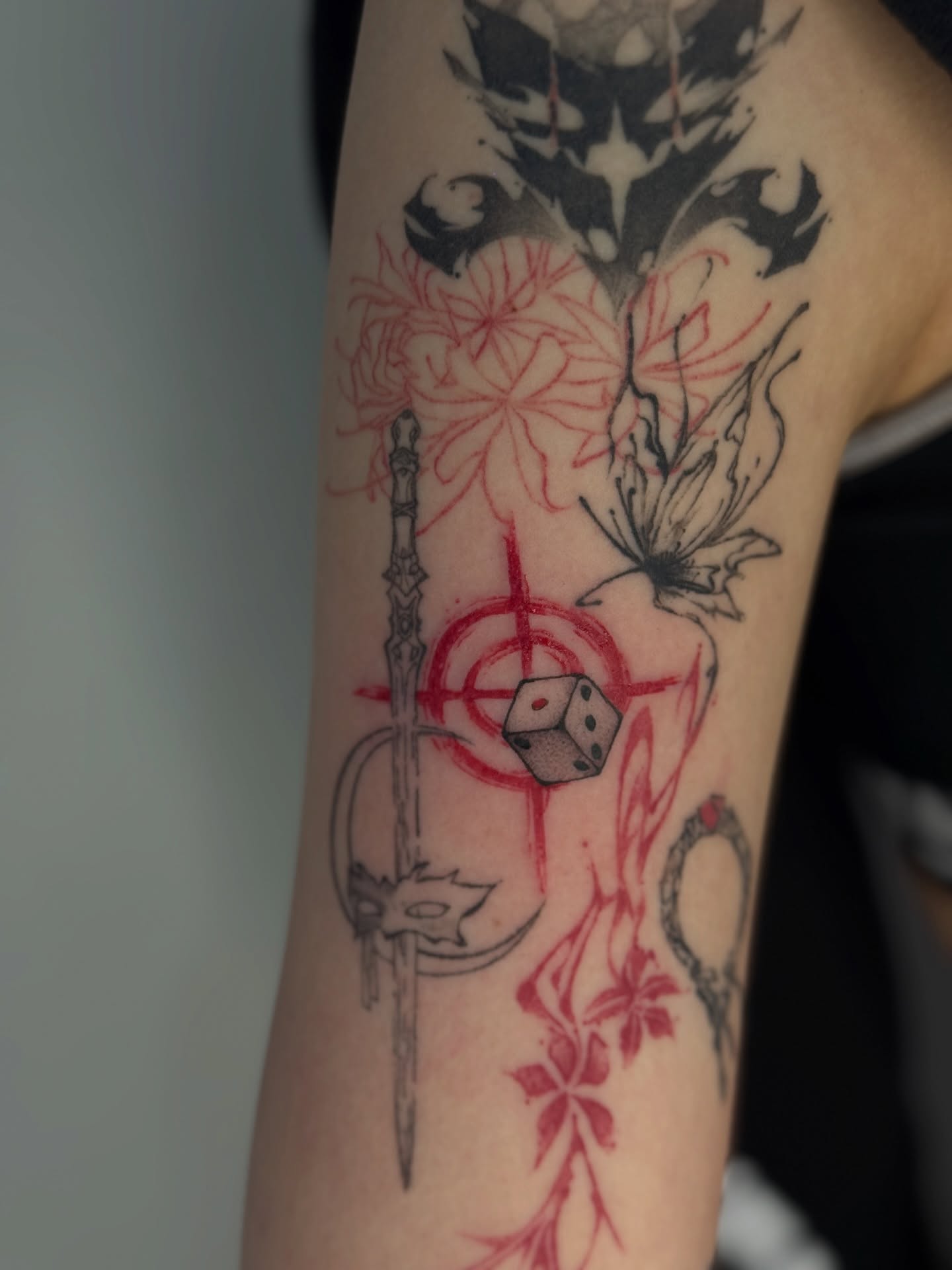 Tattoo by @ktyvink — neo_traditional, dotwork