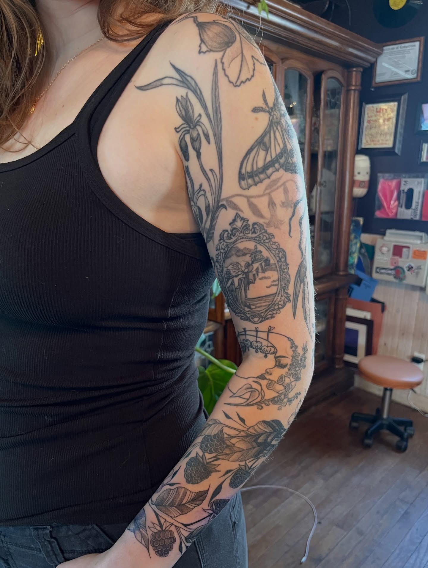Tattoo by @syreetattoos — black_and_grey