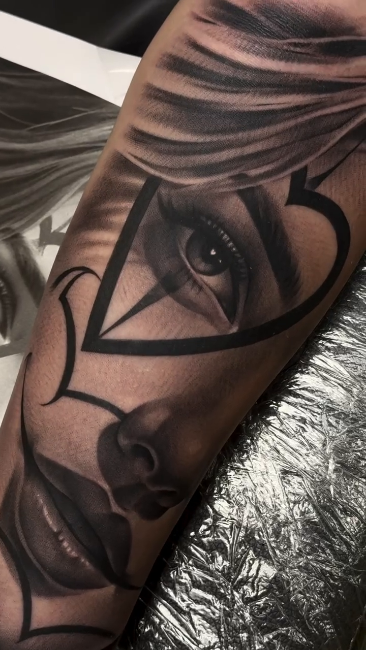 Tattoo by @tattoo_beez — chicano, black_and_grey