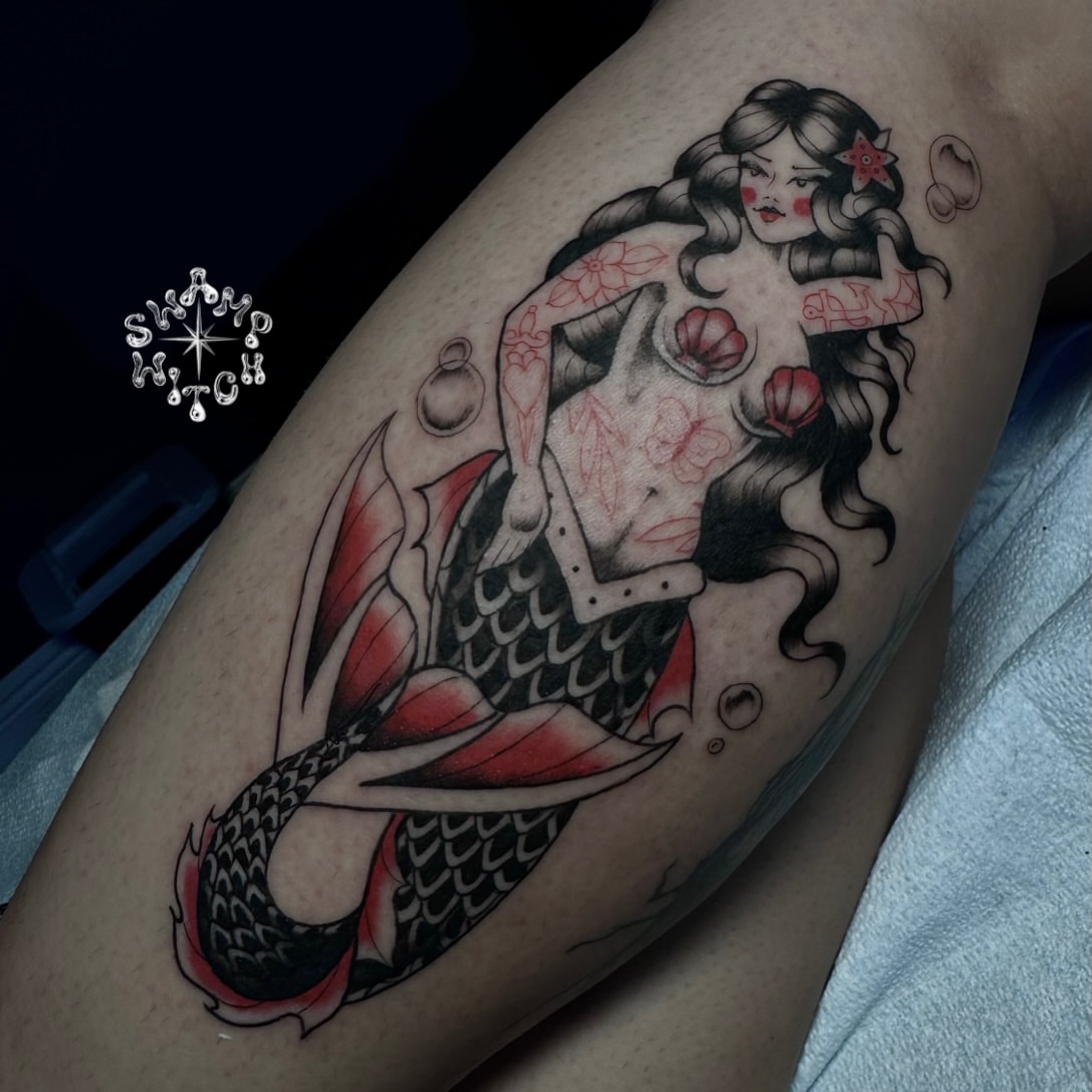 Tattoo by @swamp.witch.tattoos โ american_traditional