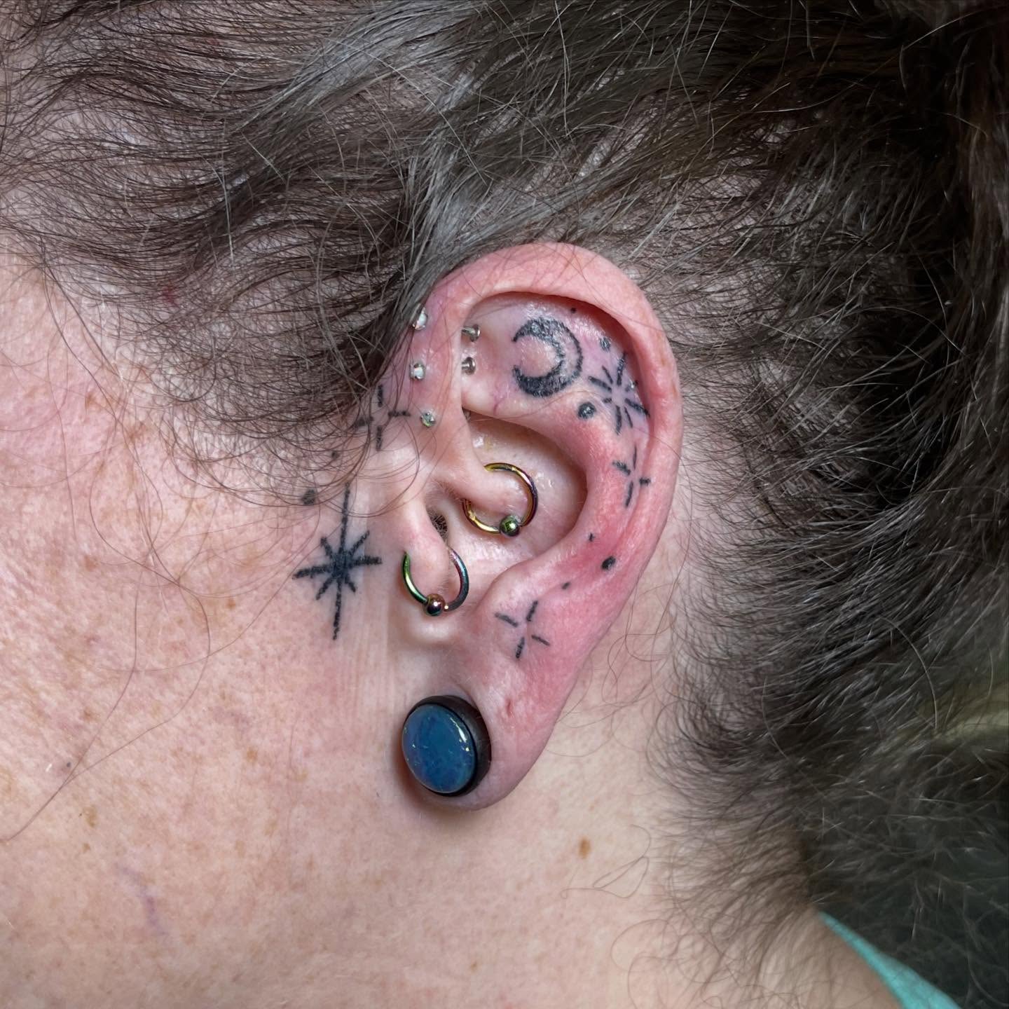 Tattoo by @permanent_pokes_ — geometric