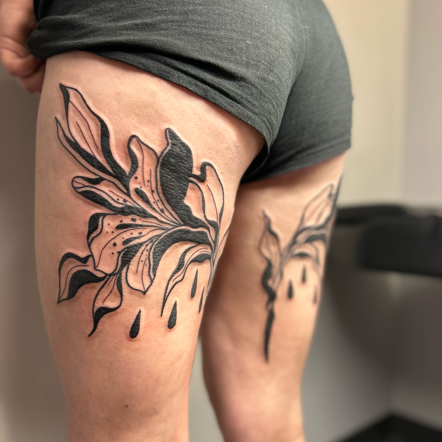 Tattoo by @ilenadoodles β black_and_grey