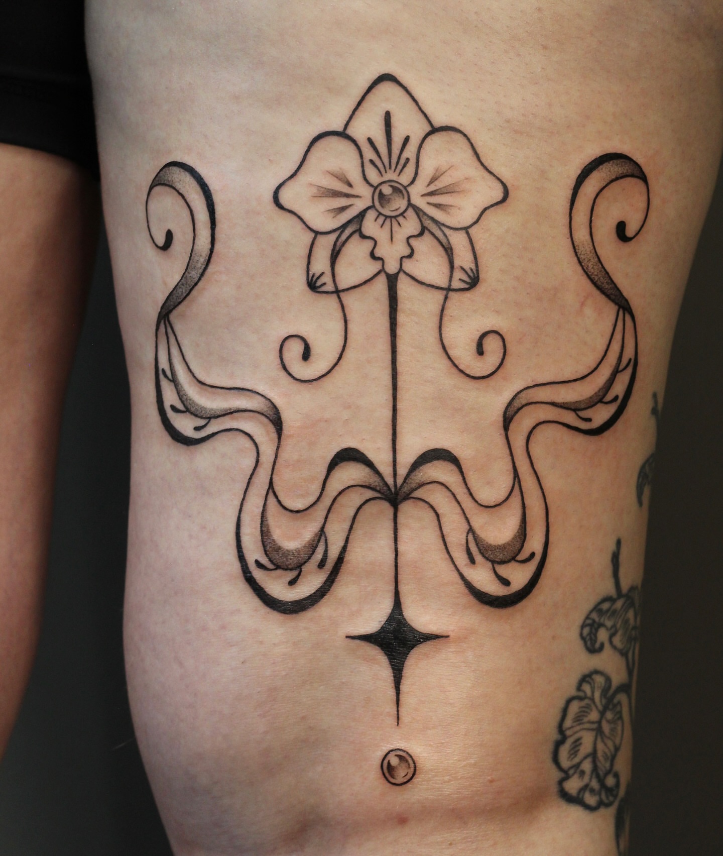 Tattoo by @amandaktattoos — black_and_grey, ornamental