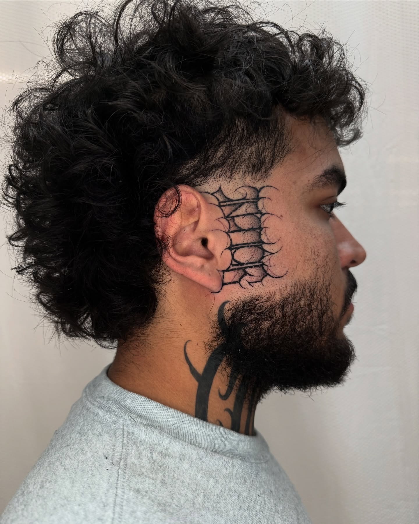 Geometric pattern geometric tattoo on the neck by πΈππππ