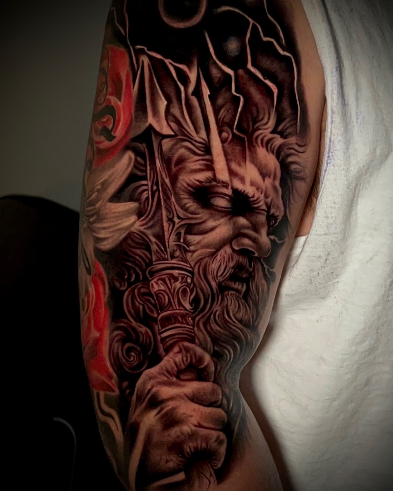 God-like figure realism tattoo on the forearm by π
π¬π±π’π―π¬ πππ±π±π¬π¬ π