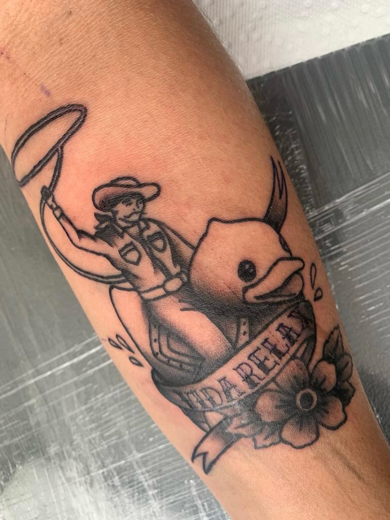 Tattoo by @carlosmoralesink — american_traditional