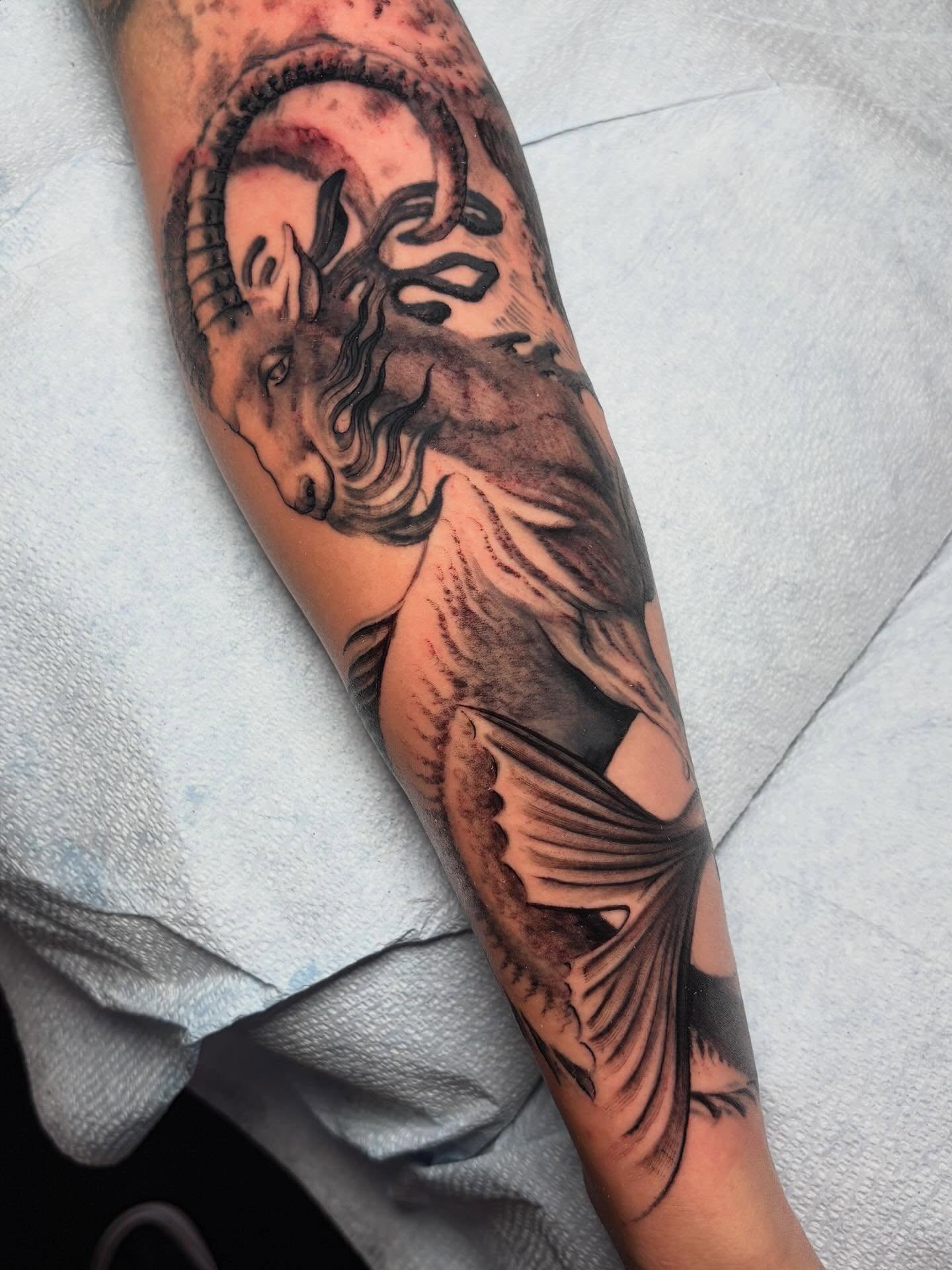 Tattoo by @elmertattoos — black_and_grey