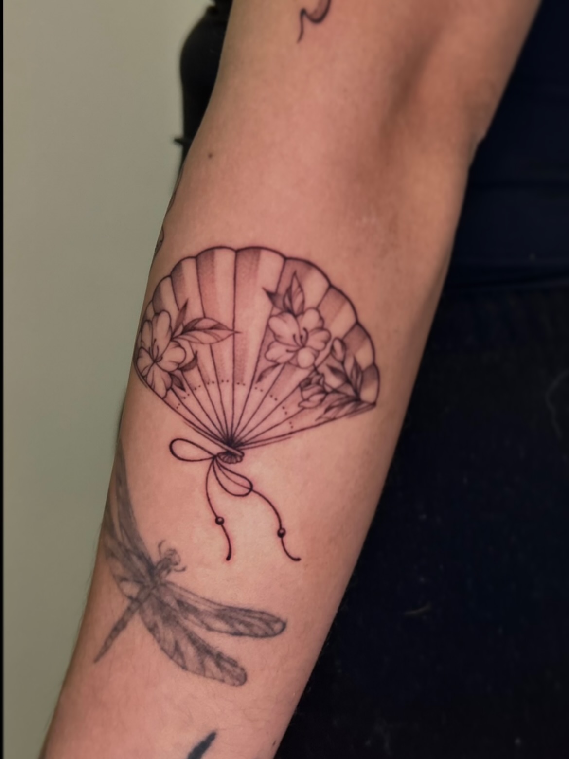 Tattoo by @bycristaliana — black_and_grey