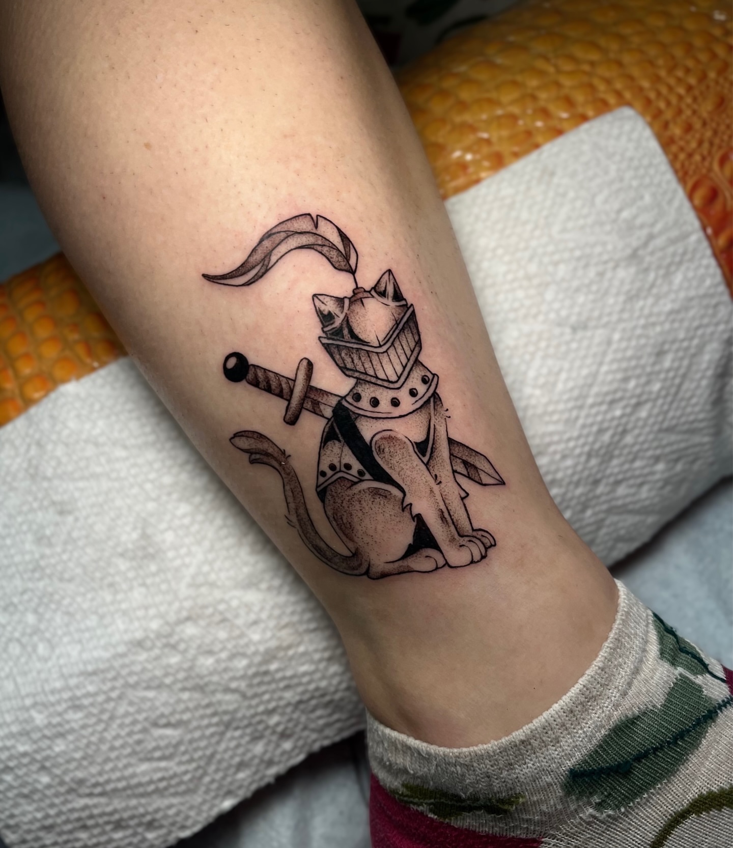 Tattoo by @msbeetattoos β black_and_grey