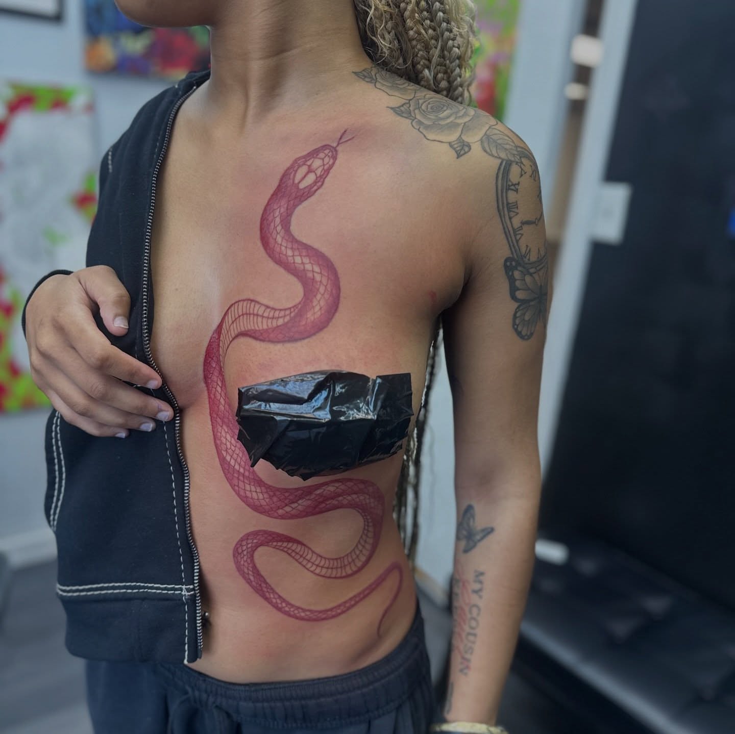 Tattoo by @tattyourface β realism