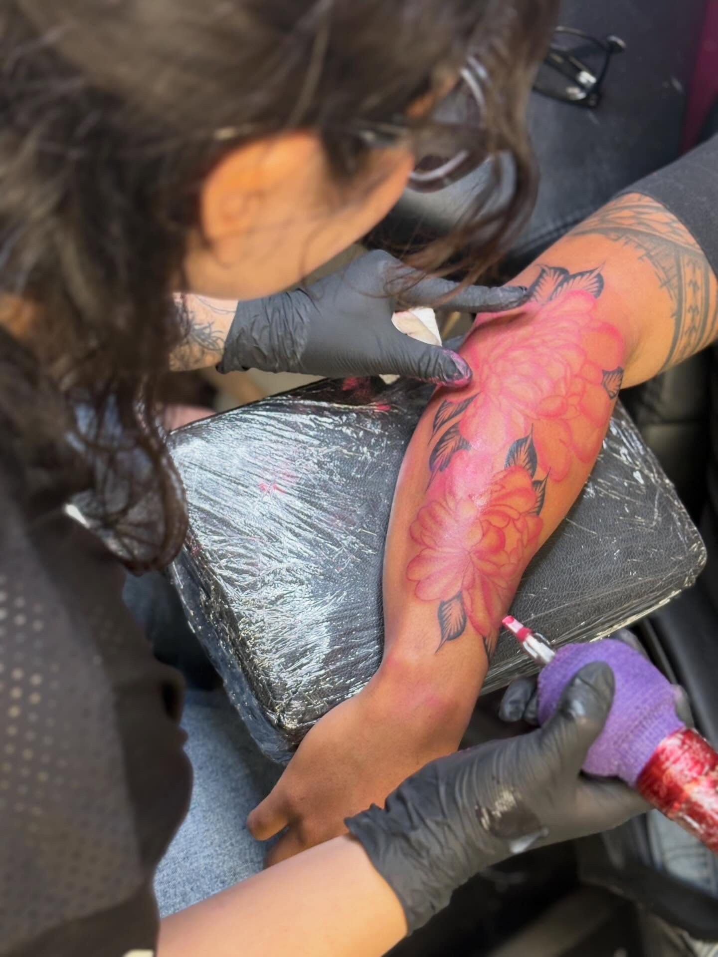 Tattoo by @ninelivestvttoo β neo_traditional