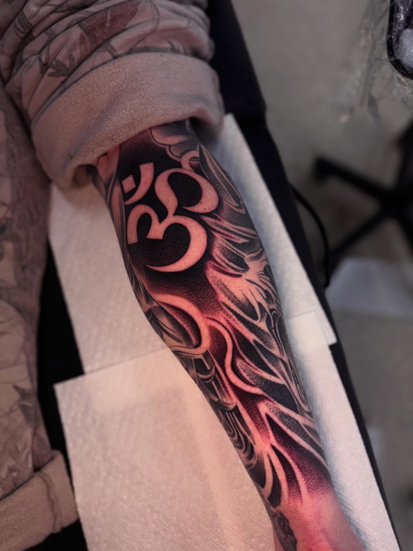 Tattoo by @dallasdiorio β dotwork, black_and_grey