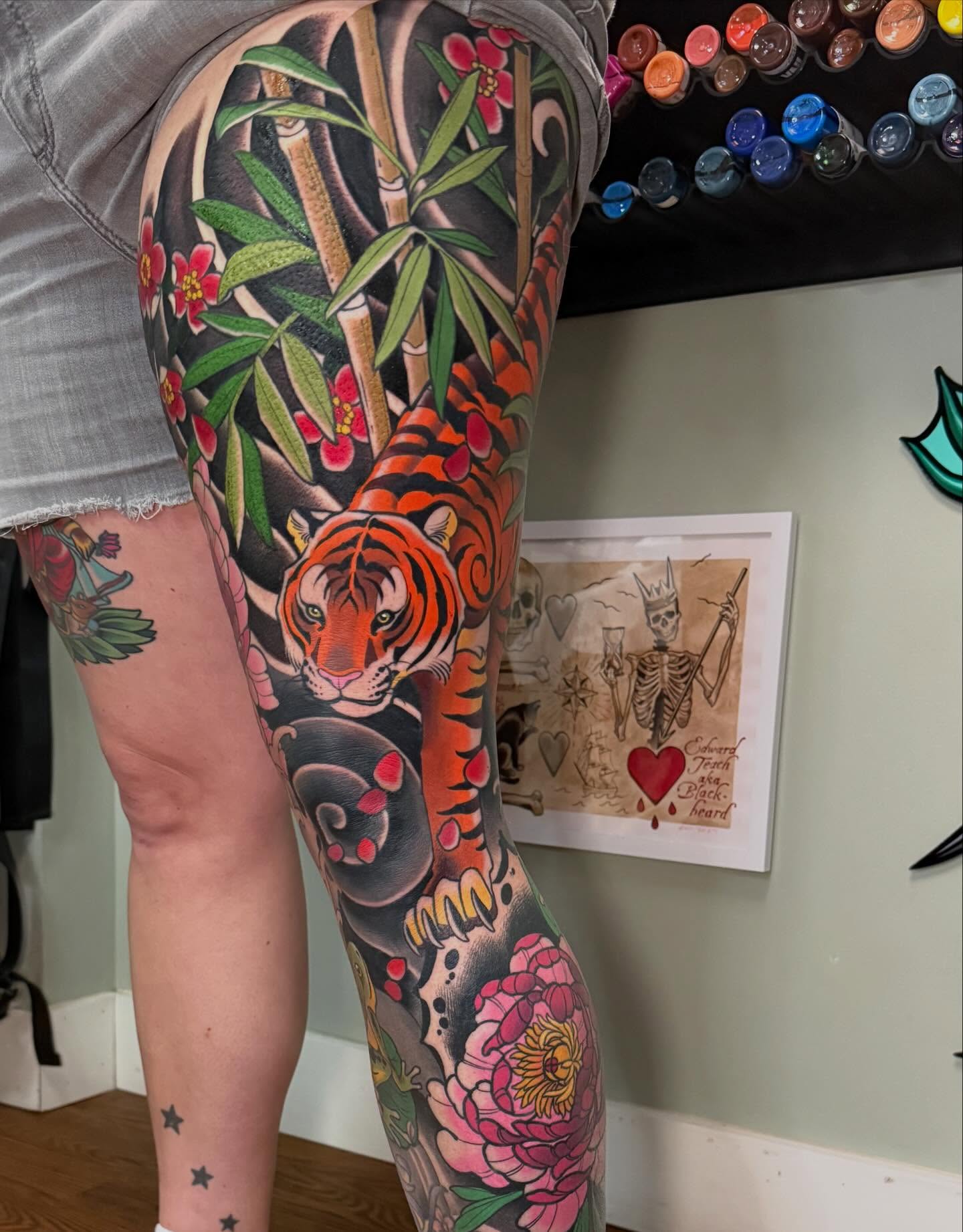 Tattoo by @emalderkstattoos β american_traditional, dotwork