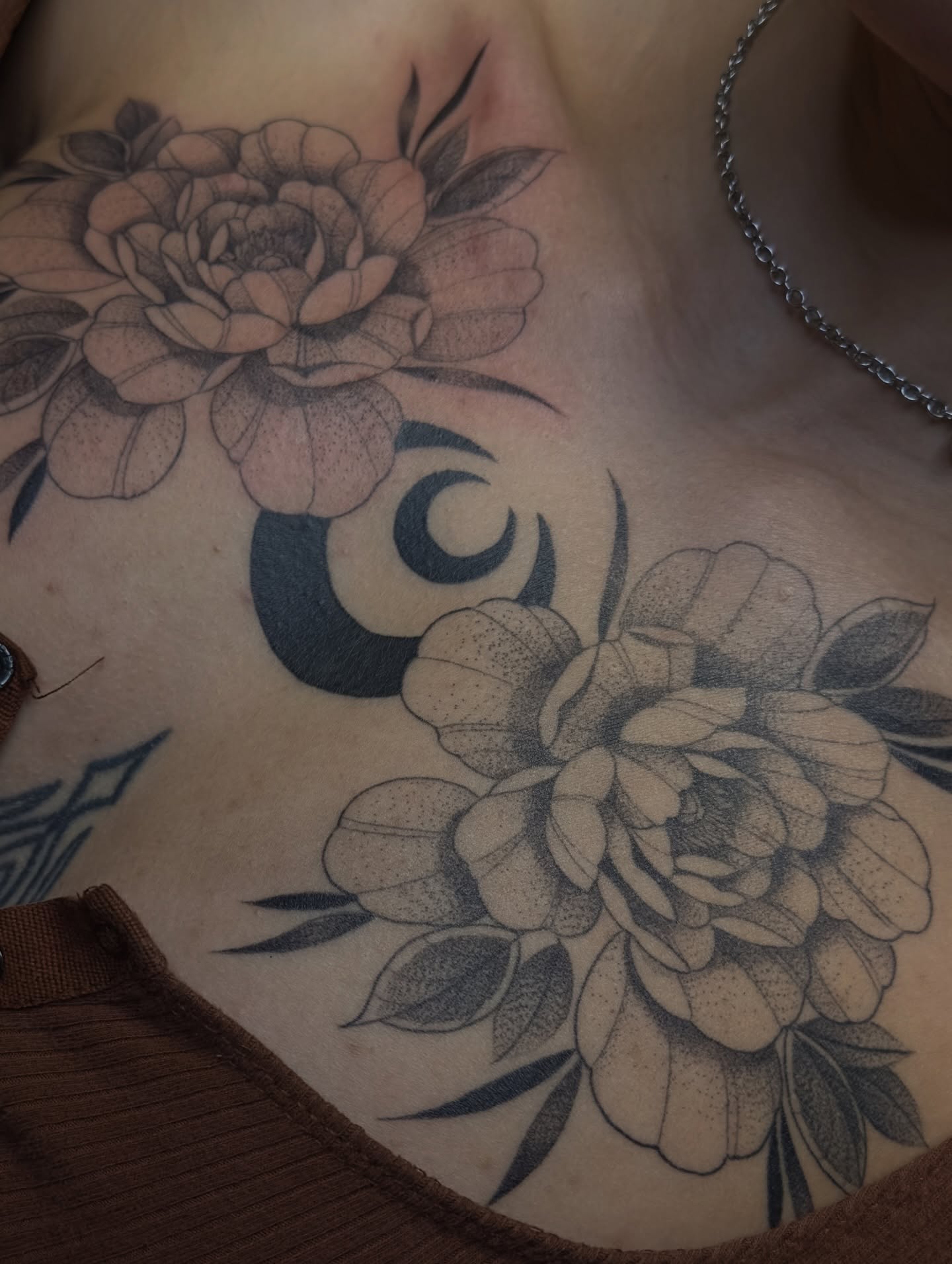 Peony flowers dotwork tattoo on the chest by Tiffany ✿ Tattoo Artist