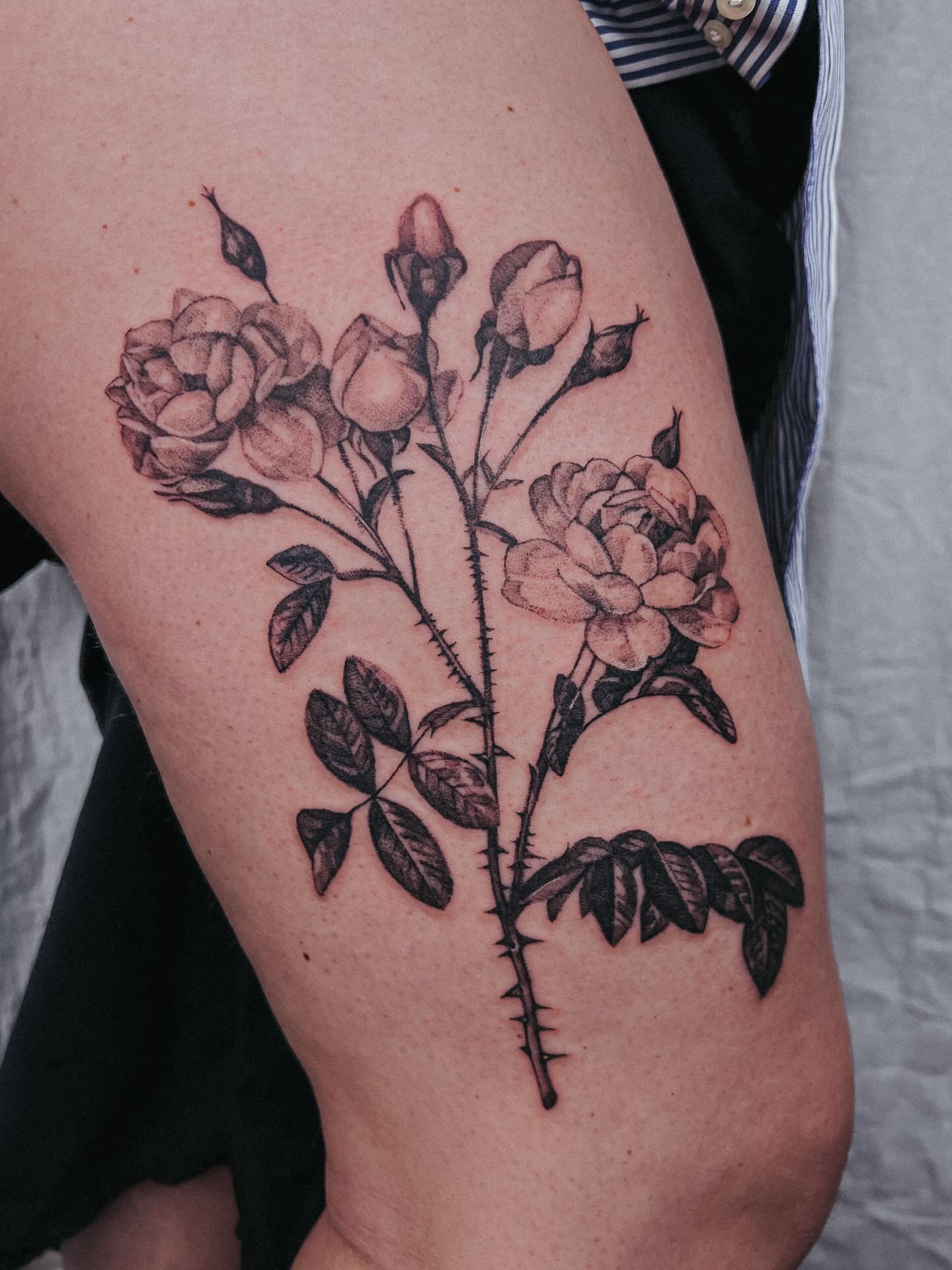 Tattoo by @lucy__yin — black_and_grey