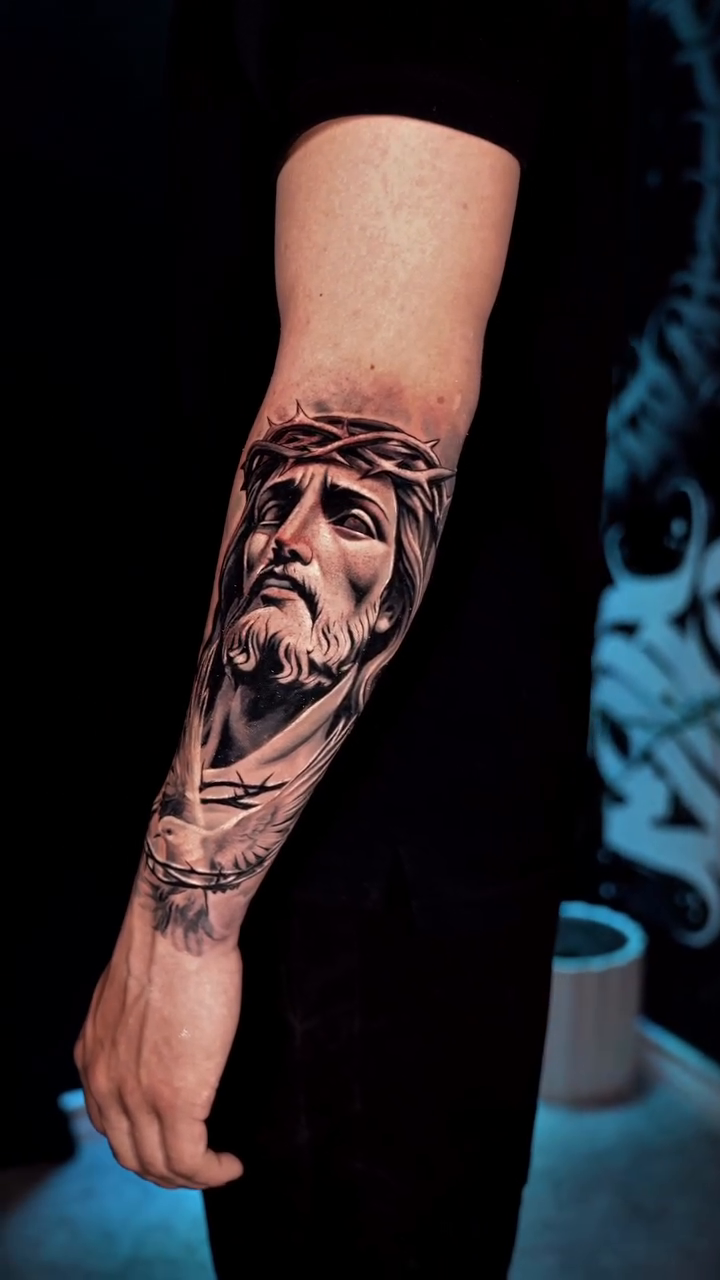 Tattoo by @saekone1 — realism, black_and_grey
