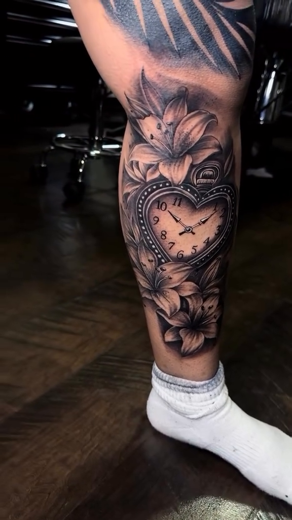Tattoo by @el_enano_tatto — realism, black_and_grey