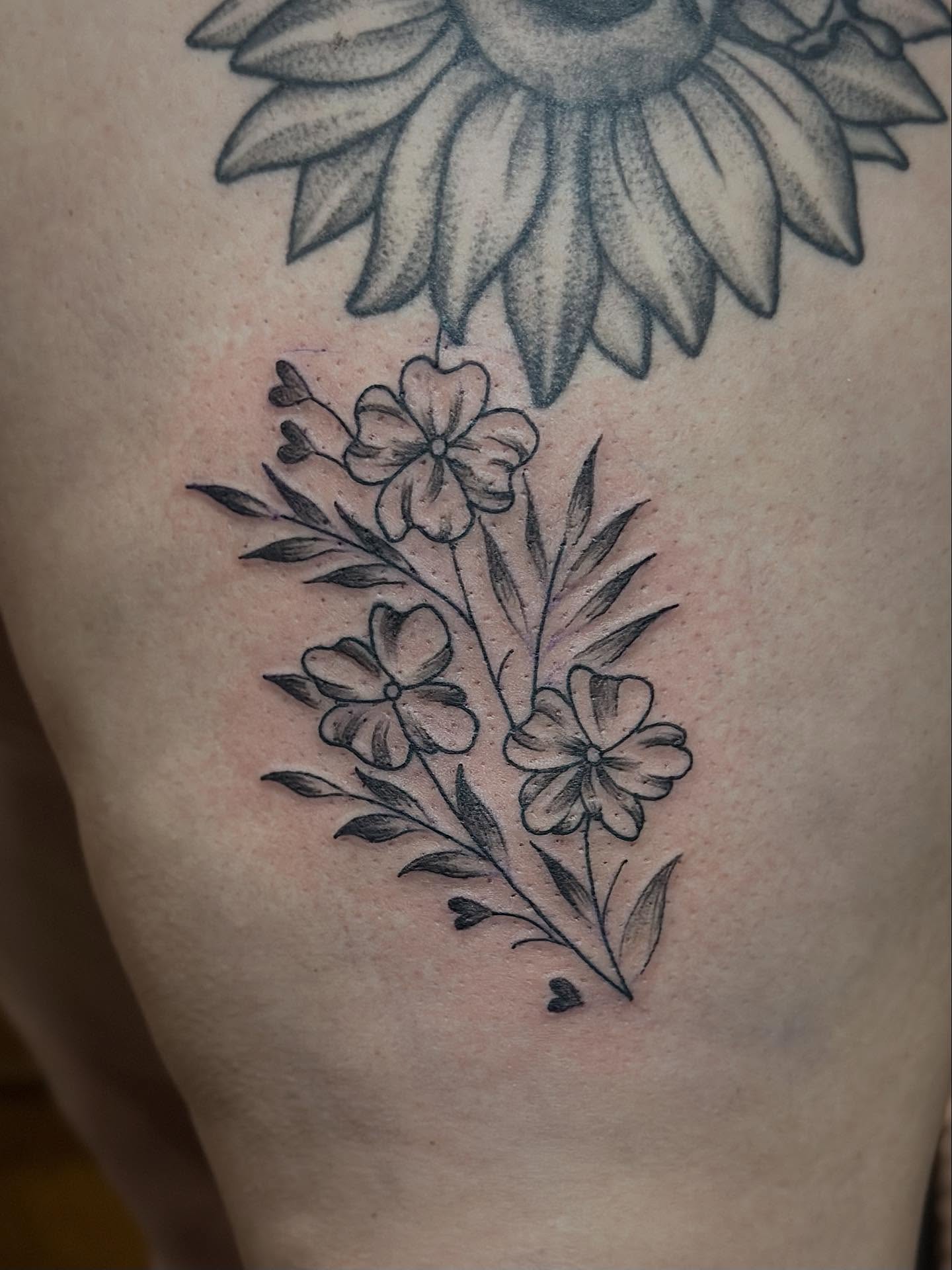Tattoo by @jewelstattoos_ — black_and_grey