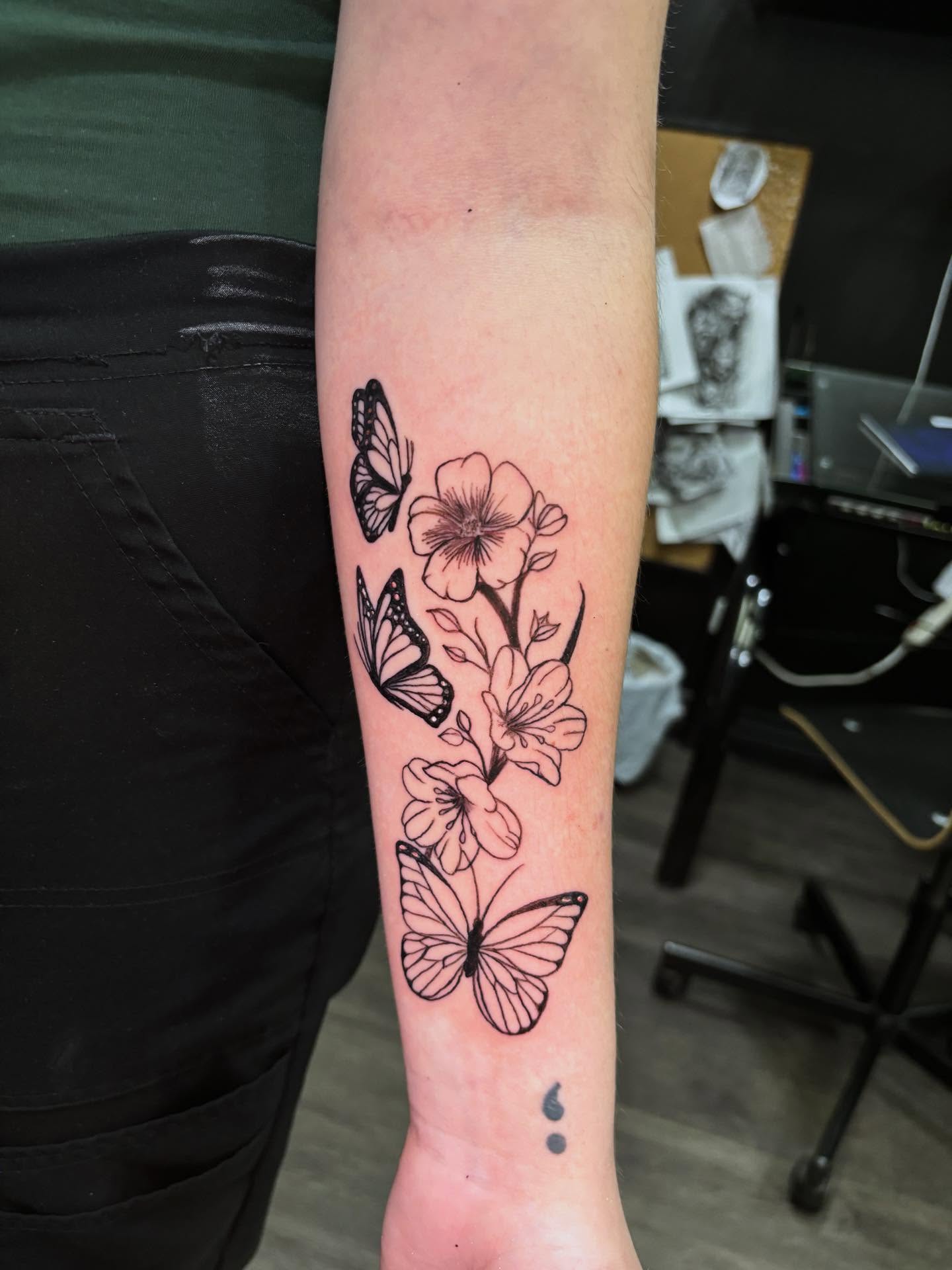 Tattoo by @allthings_comix — black_and_grey
