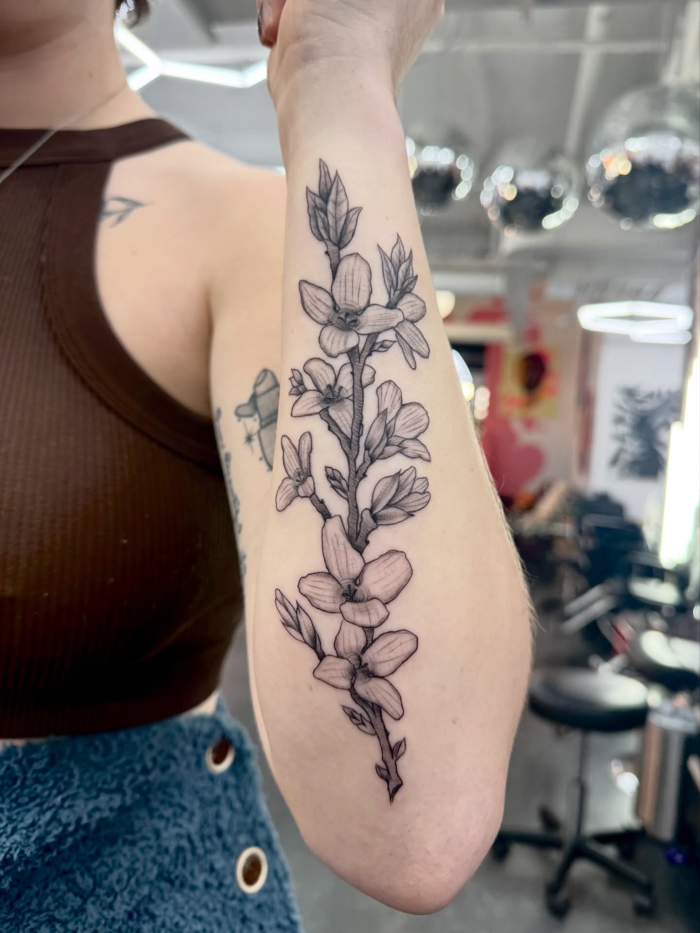 Tattoo by @zeebrruh_ — black_and_grey