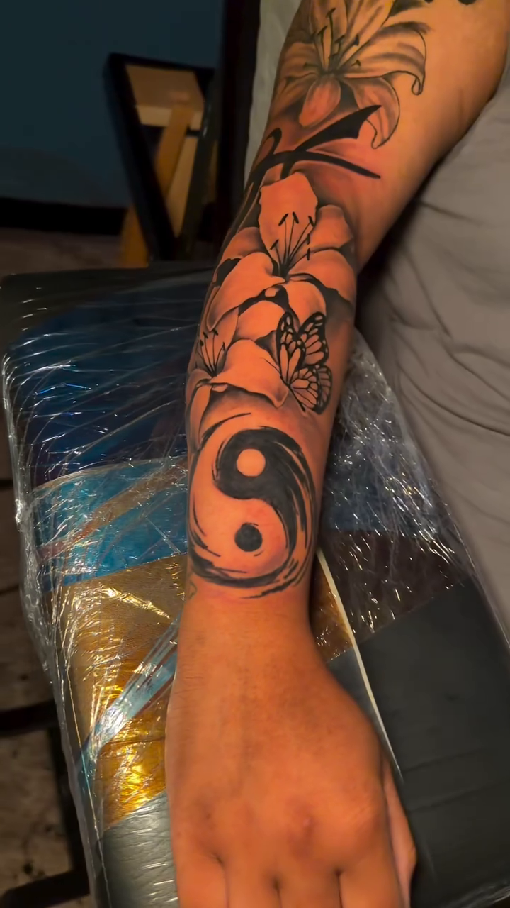 Tattoo by @tj_tattedup โ japanese_irezumi, black_and_grey