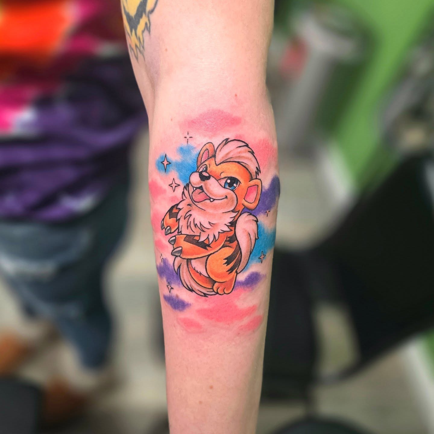 Tattoo by @tatsbykyra1 โ dotwork