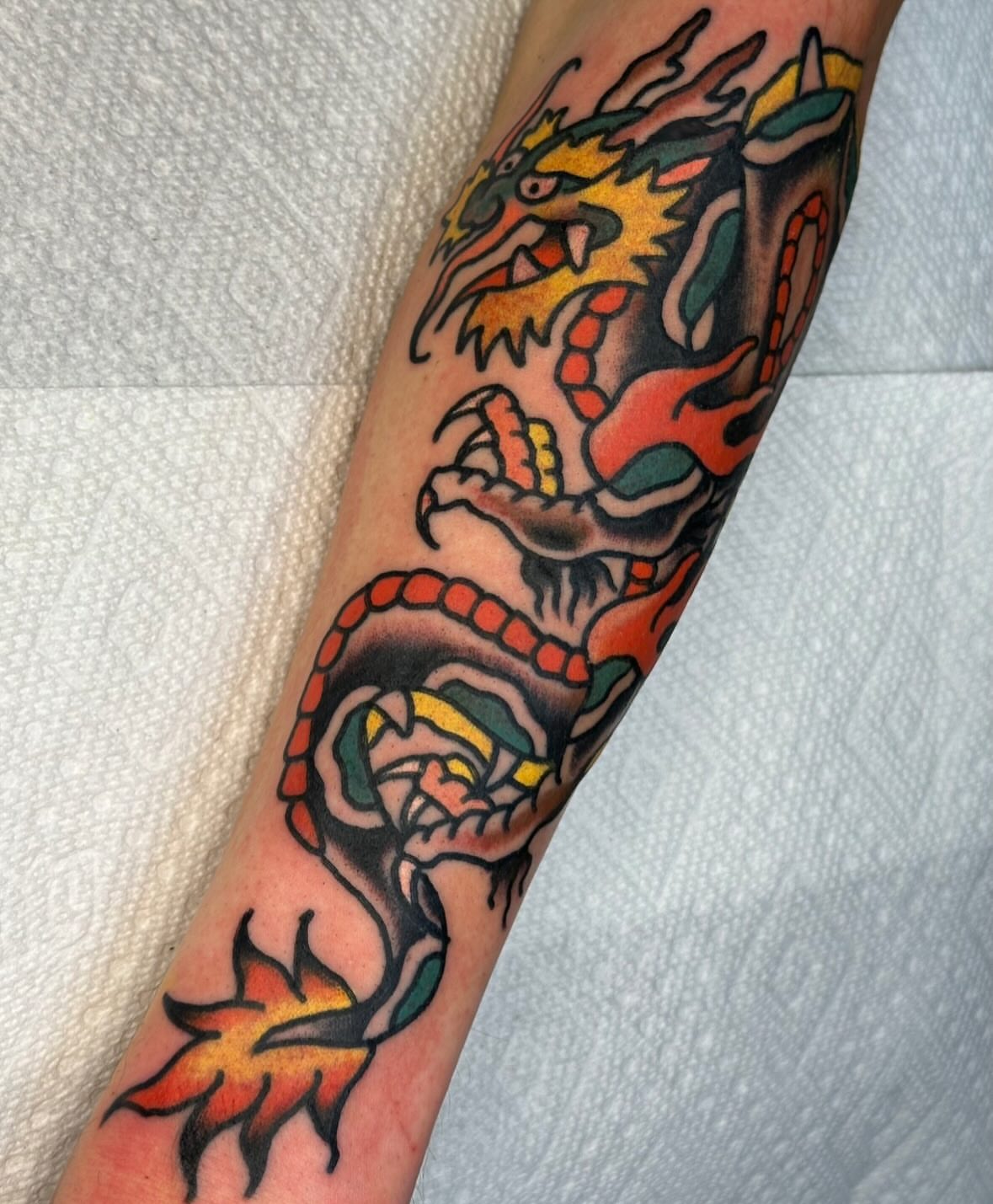 Tattoo by @robavelli — american_traditional