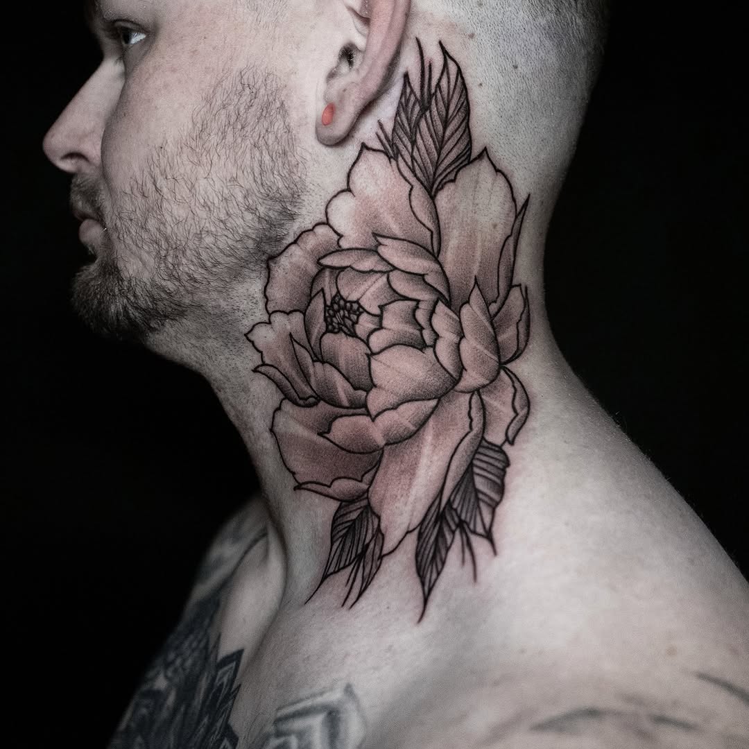 Tattoo by @mikelopeztattoo — black_and_grey, fine_line