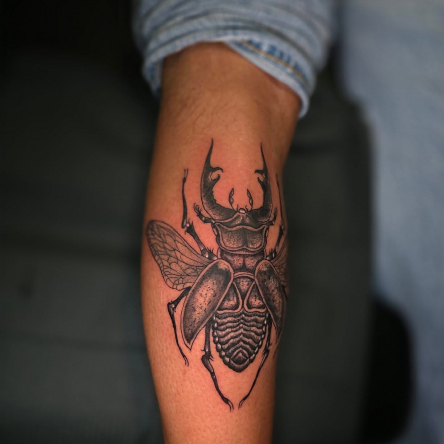 Tattoo by @eddy_tinta — black_and_grey