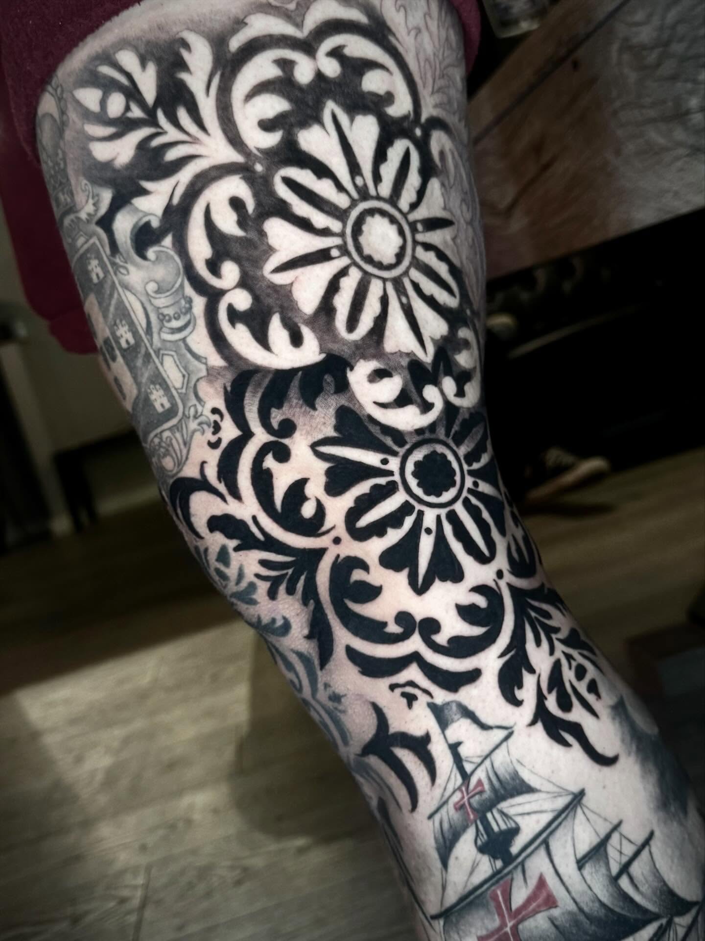 Tattoo by @sidink_100 β black_and_grey