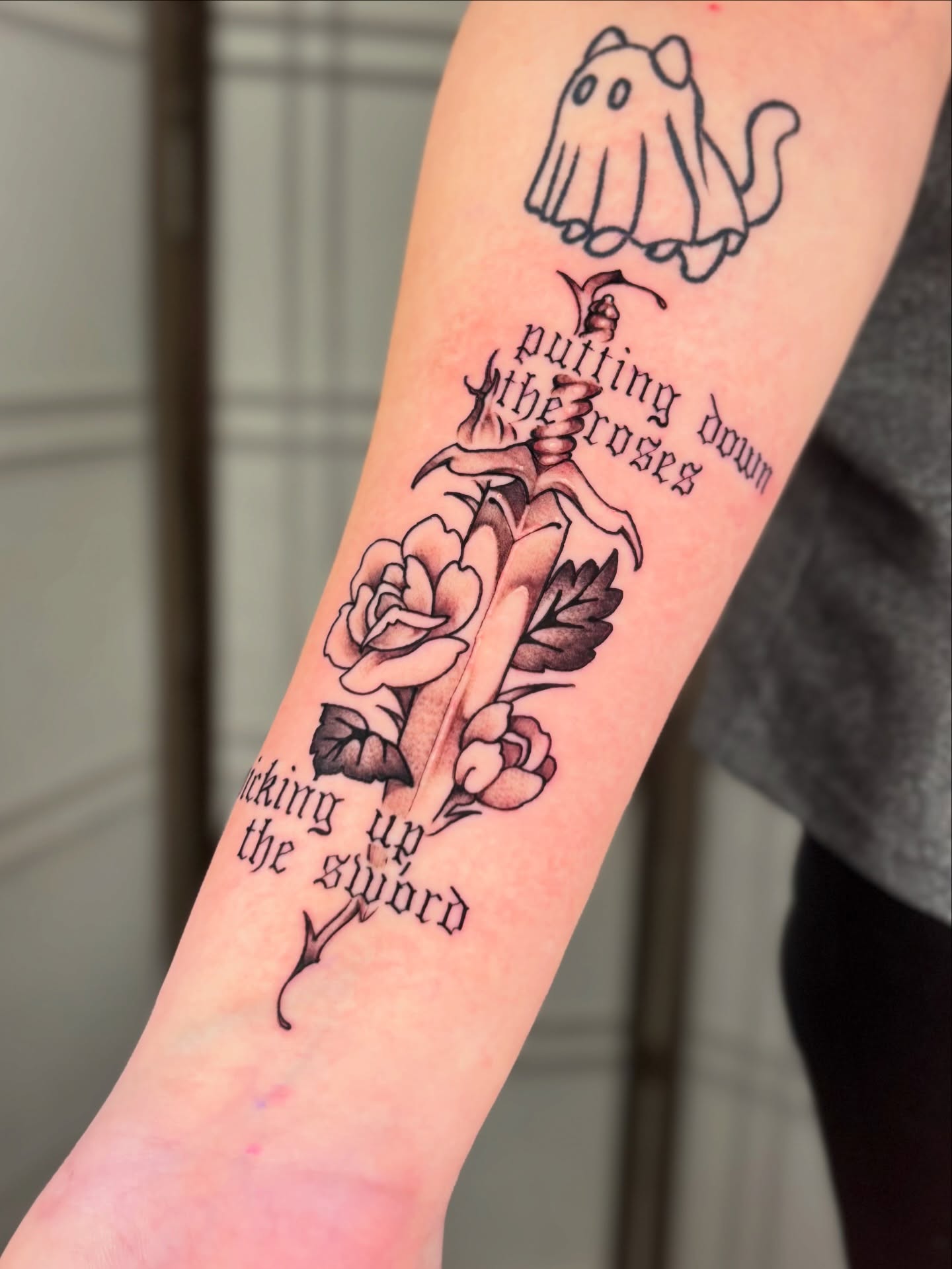 Tattoo by @izadeeg — black_and_grey