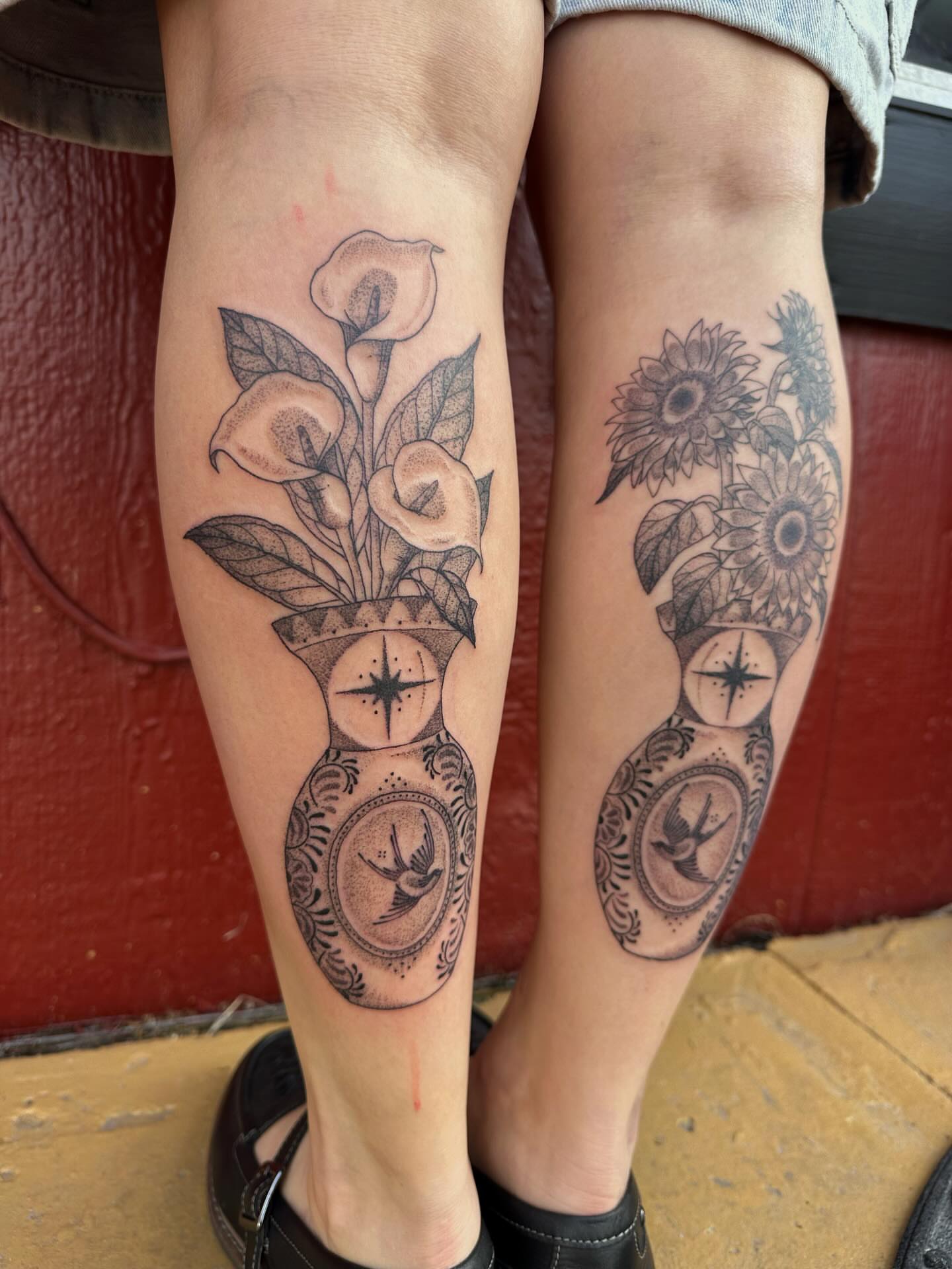 Vase with flowers realism tattoo on the calf by J Valentin
