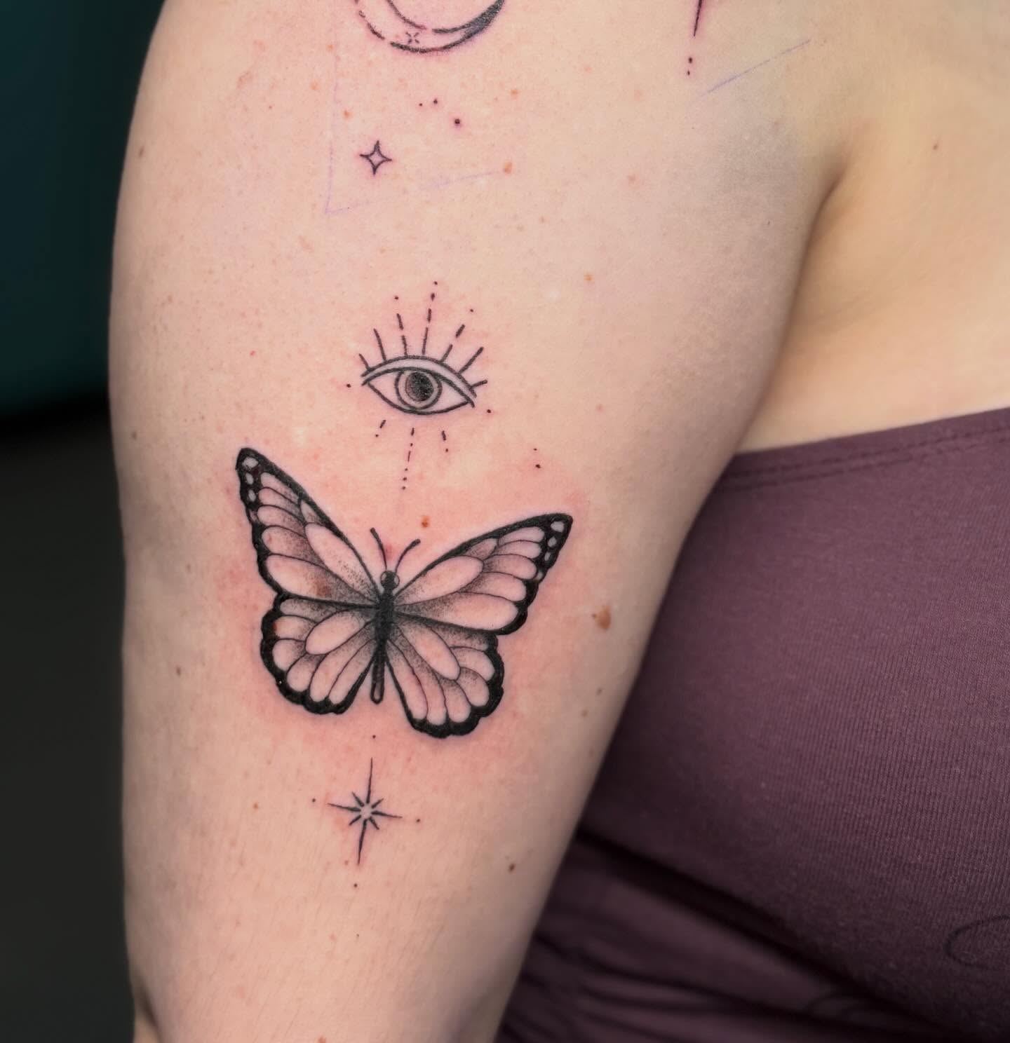 Tattoo by @sinfulwaifu — dotwork, realism