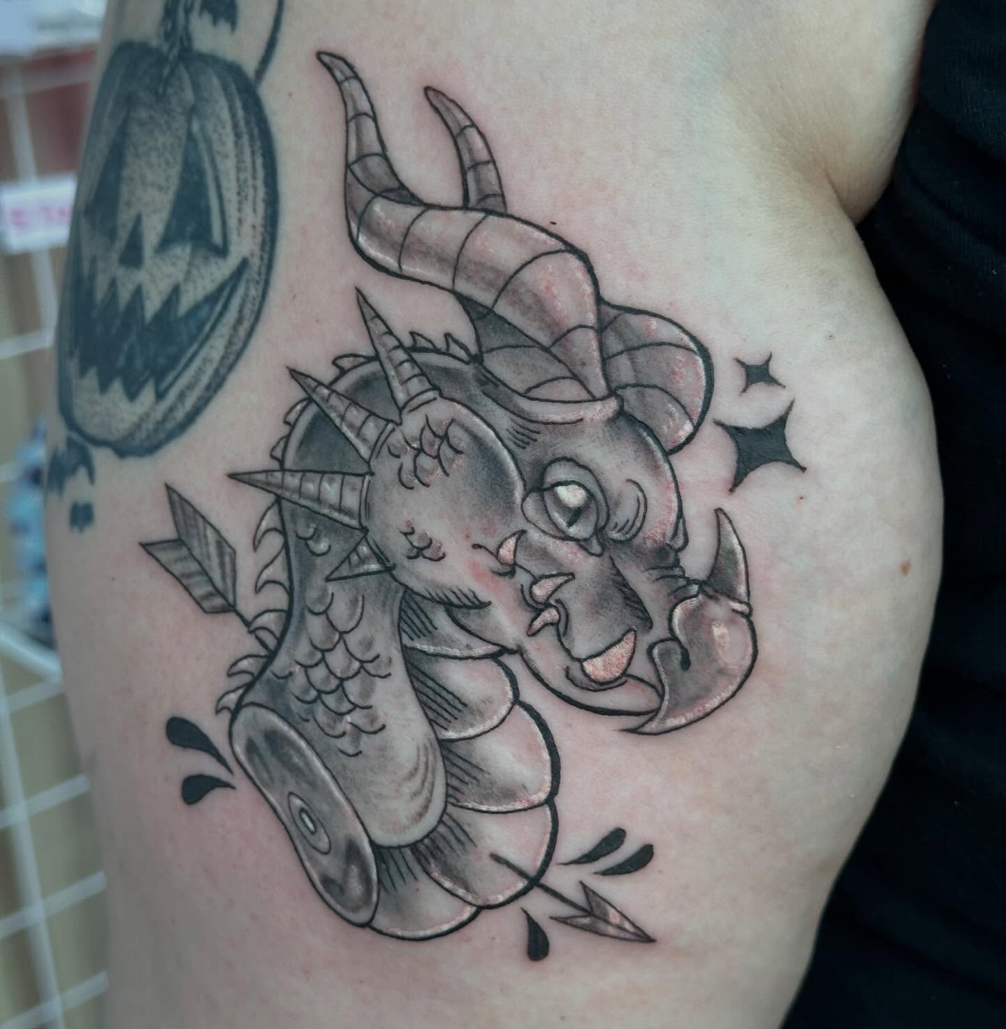 Tattoo by @pinbug — black_and_grey
