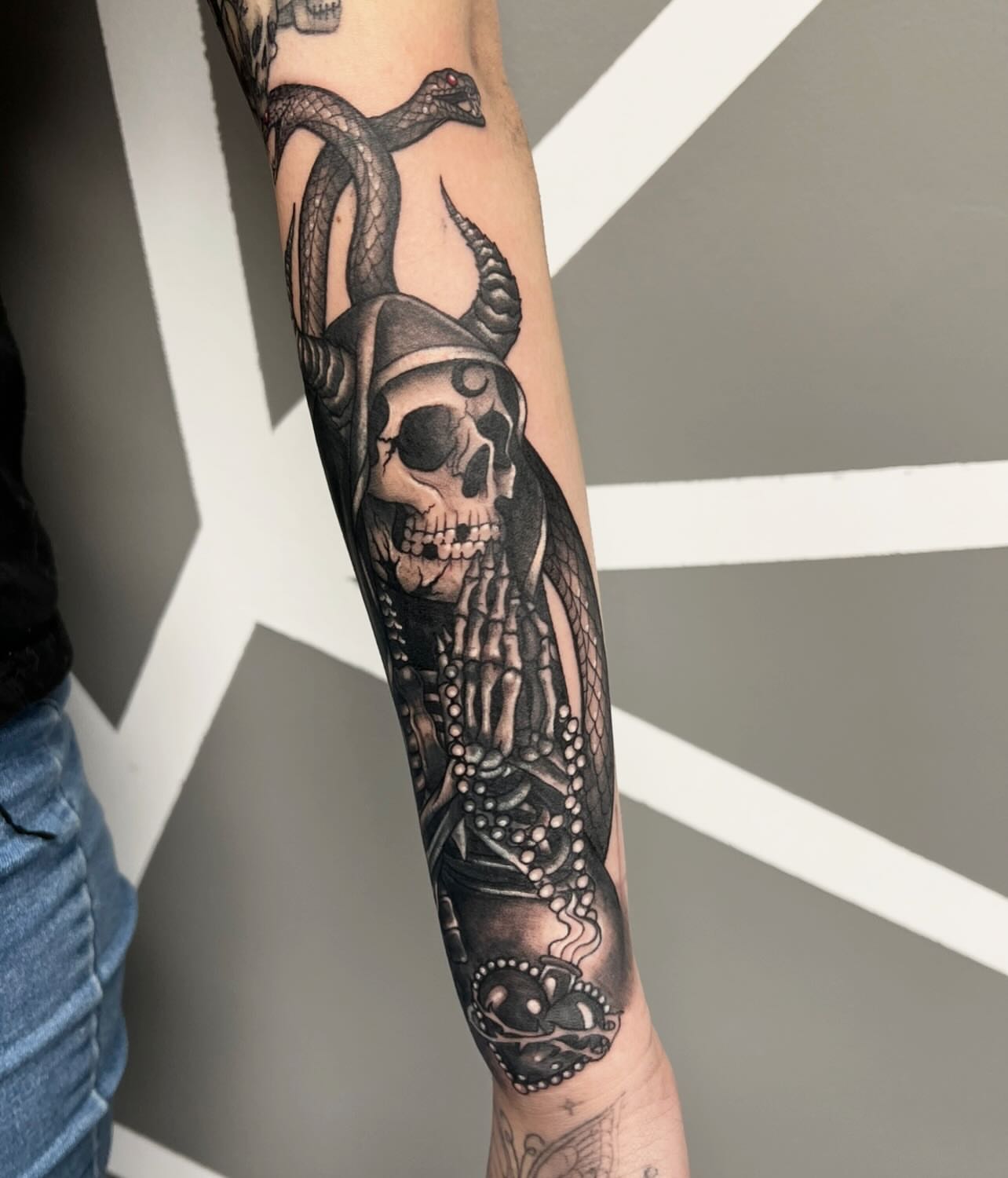 Tattoo by @gracef.tattoo — black_and_grey, realism