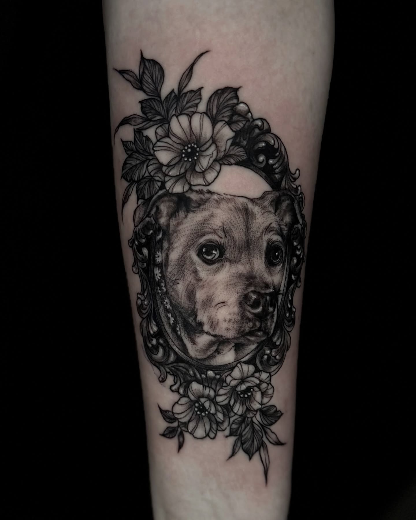 Tattoo by @elena.rivera.tattoos — black_and_grey, realism