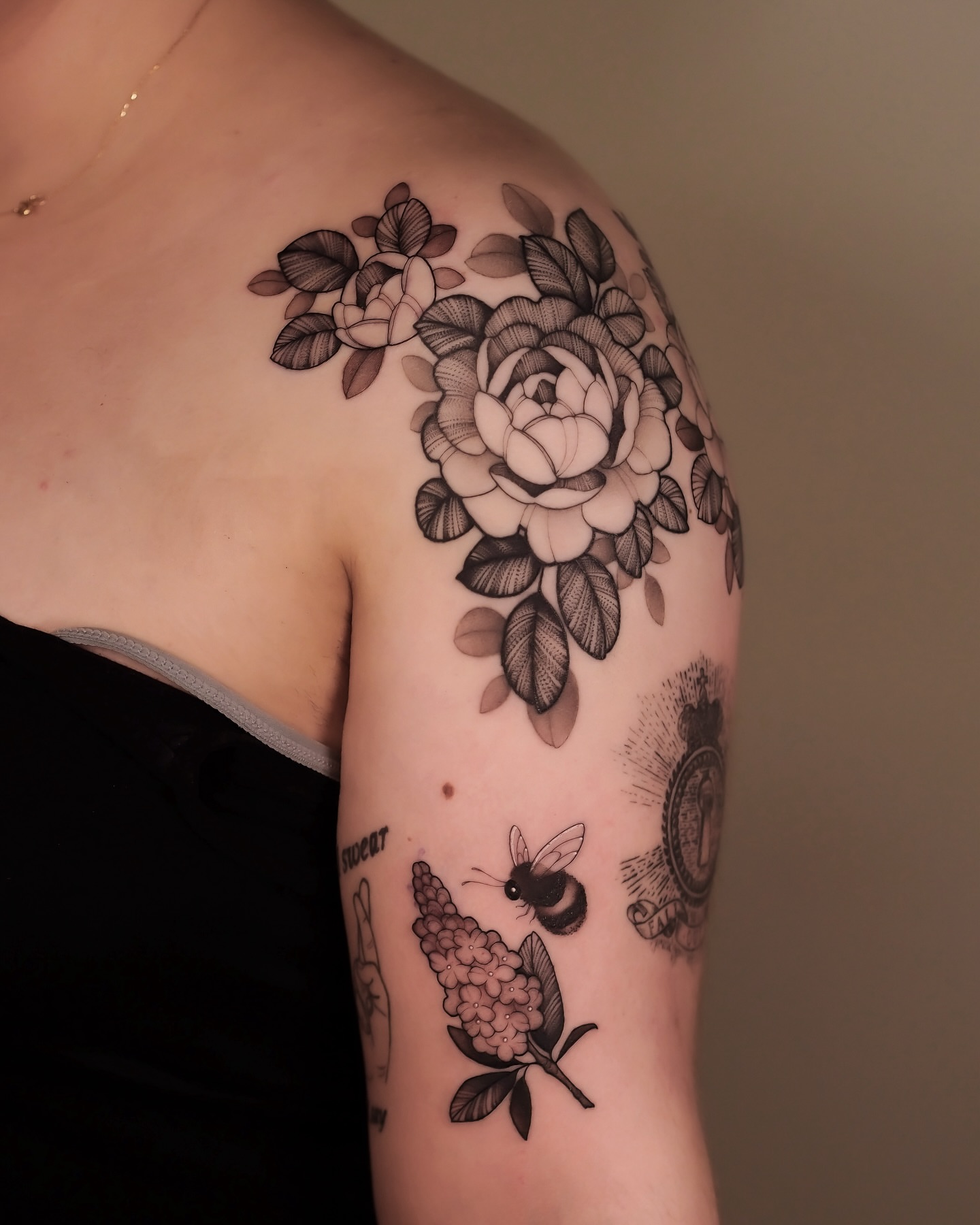 Tattoo by @jennaleeshaaktattoo β black_and_grey, realism