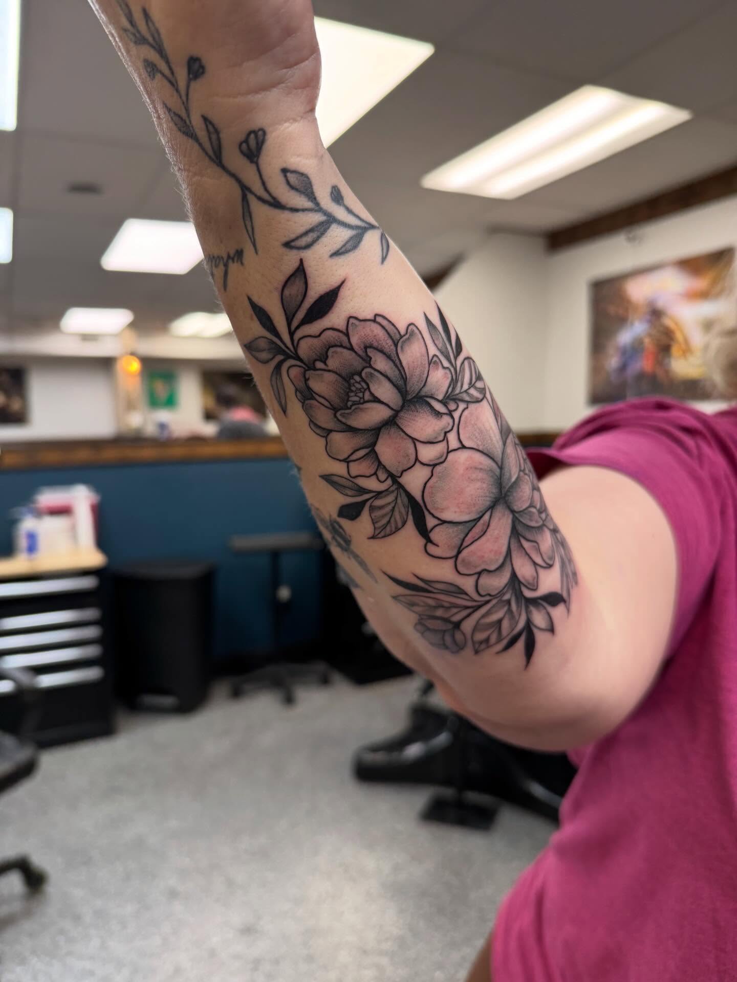 Tattoo by @pushingpigment1117 — black_and_grey