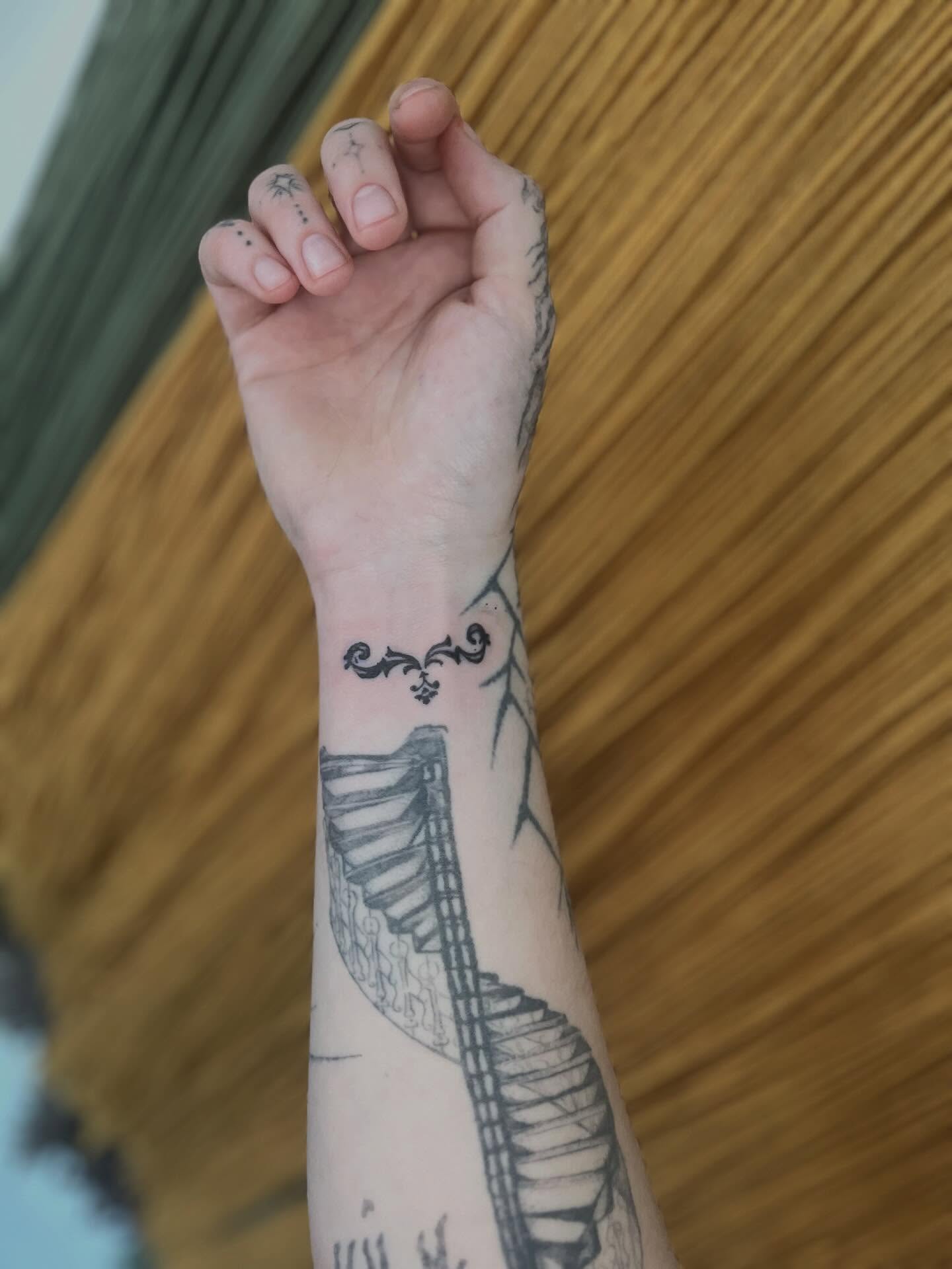 Tattoo by emma seymour • cincinnati fine line tattoos 🌿, Cincinnati, OH