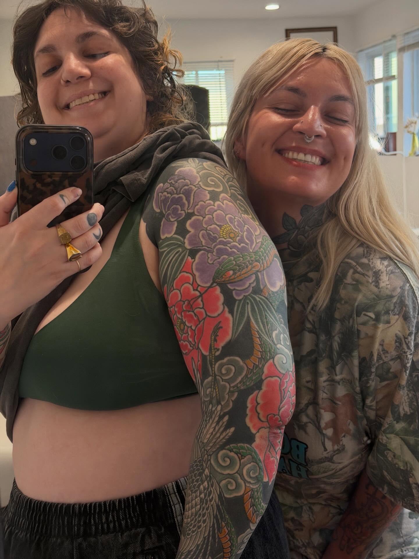 Peony and bird japanese irezumi tattoo on the upper arm by 𝓰𝓲𝓷𝓪 𝓼𝓮𝓻𝓹𝓮𝓷𝓽𝓲𝓷𝓪