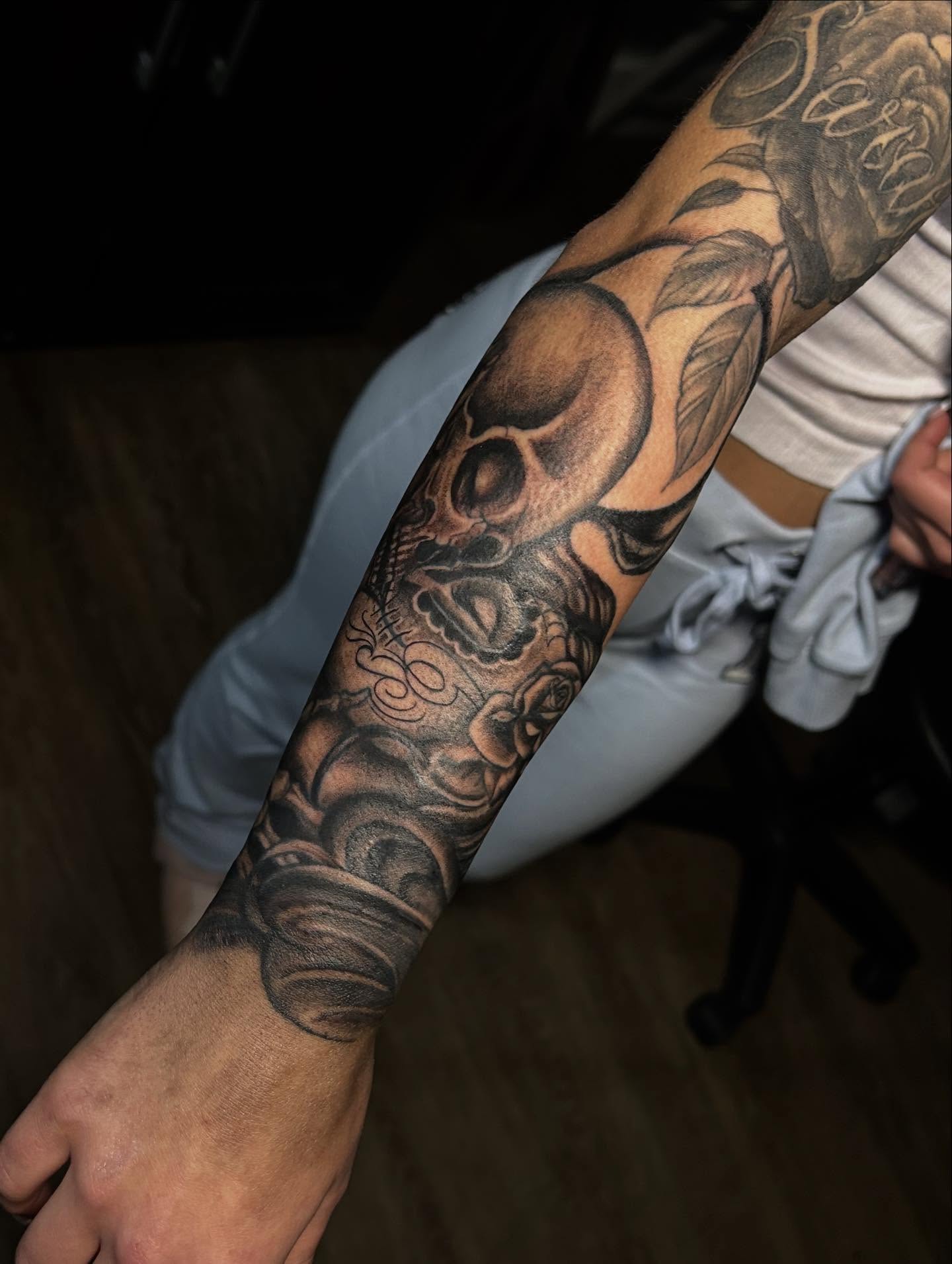 Tattoo by @mena_tats — black_and_grey, realism