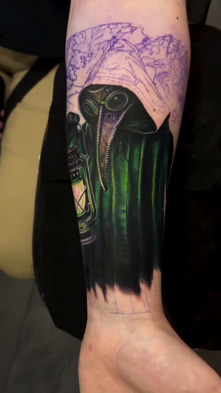 Plague doctor with lantern realism tattoo by 🦇𝖀𝖙𝖆𝖍🦇, Las Vegas, Nevada