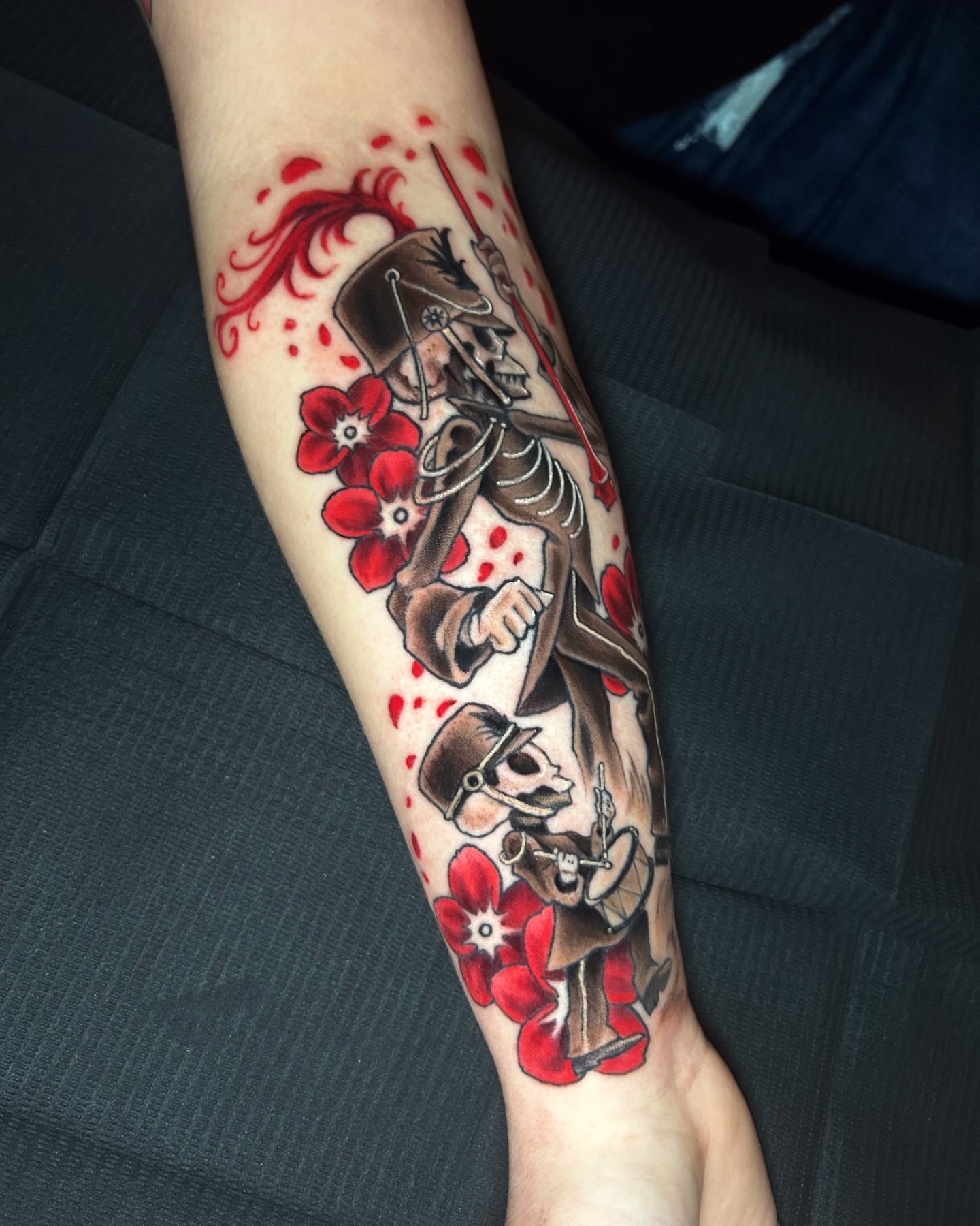 Tattoo by @oddzephyr — american_traditional