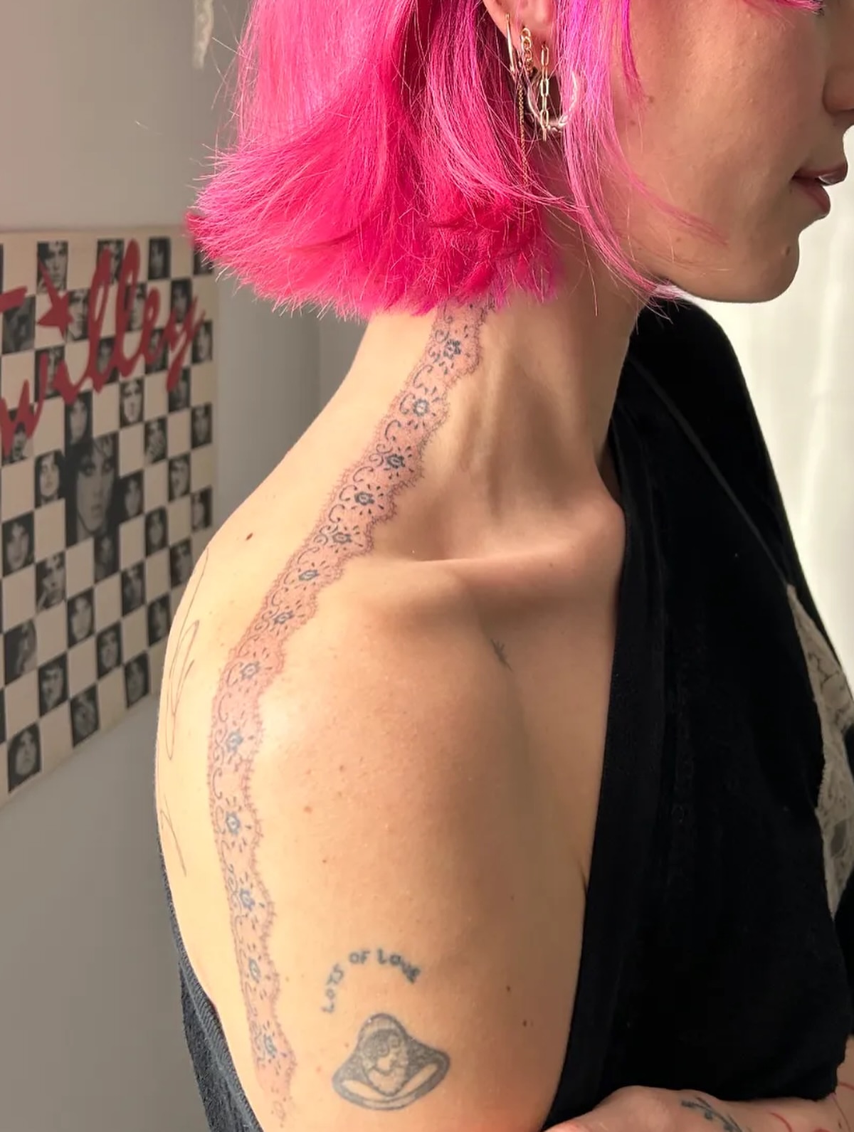 Lace pattern fine line tattoo on the shoulder by mia