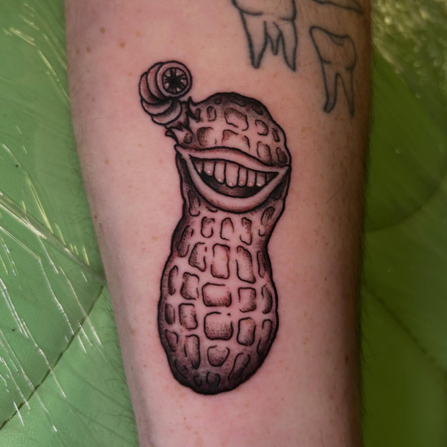 Tattoo by @sarahtonin_ink β black_and_grey