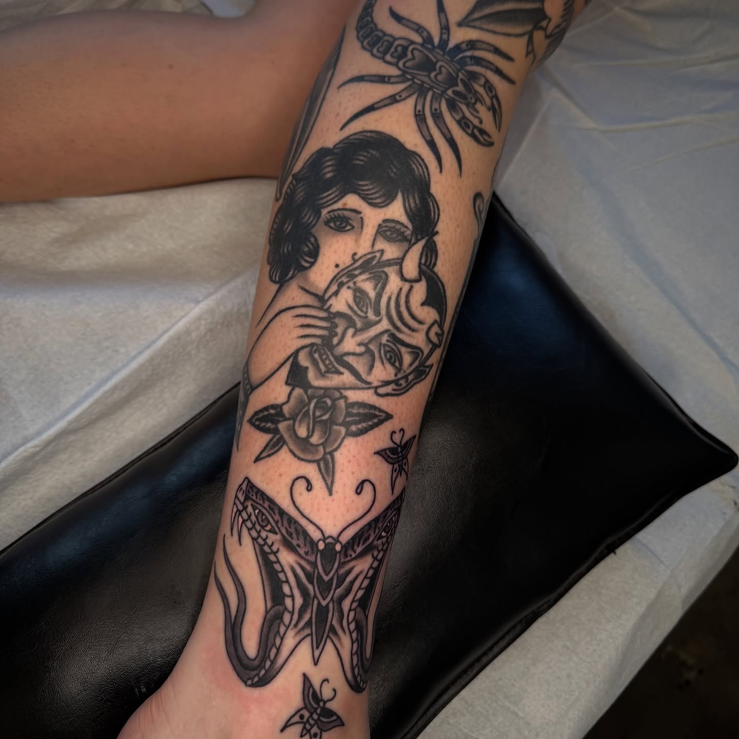 Tattoo by @zimovan — black_and_grey